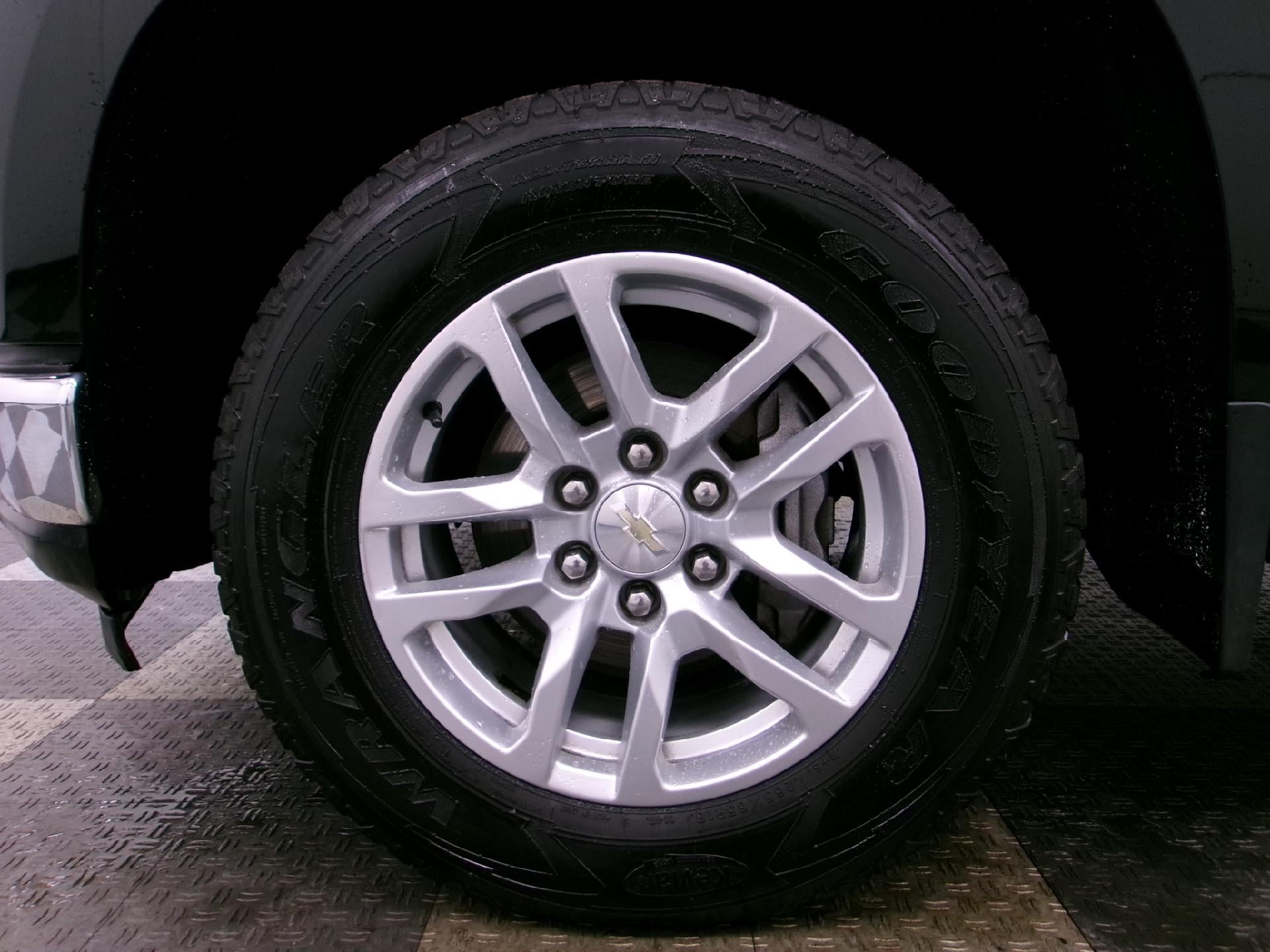 2020 Chevrolet Silverado 1500 Double Cab Standard Box 4-Wheel Drive LT