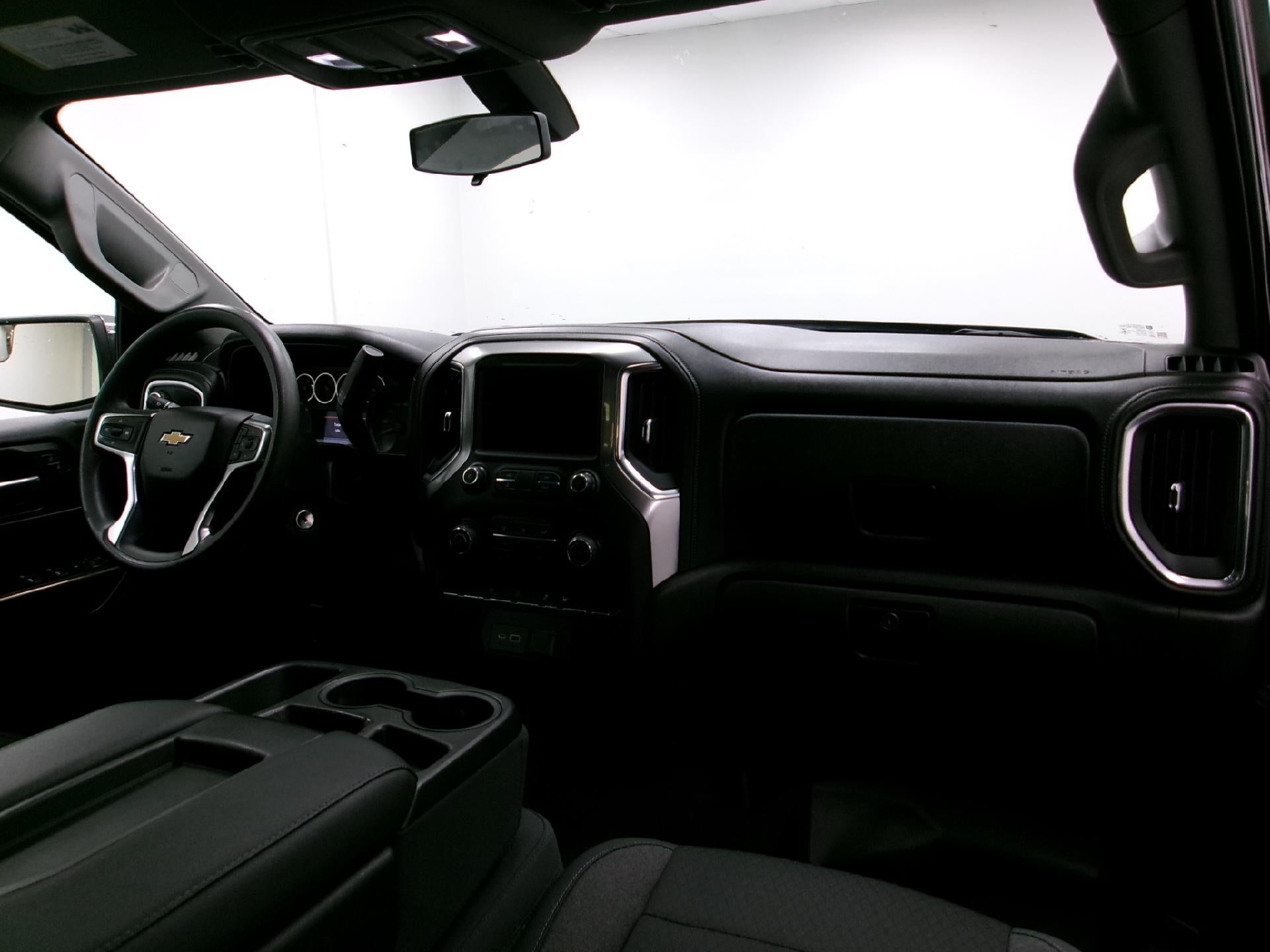 2020 Chevrolet Silverado 1500 Double Cab Standard Box 4-Wheel Drive LT