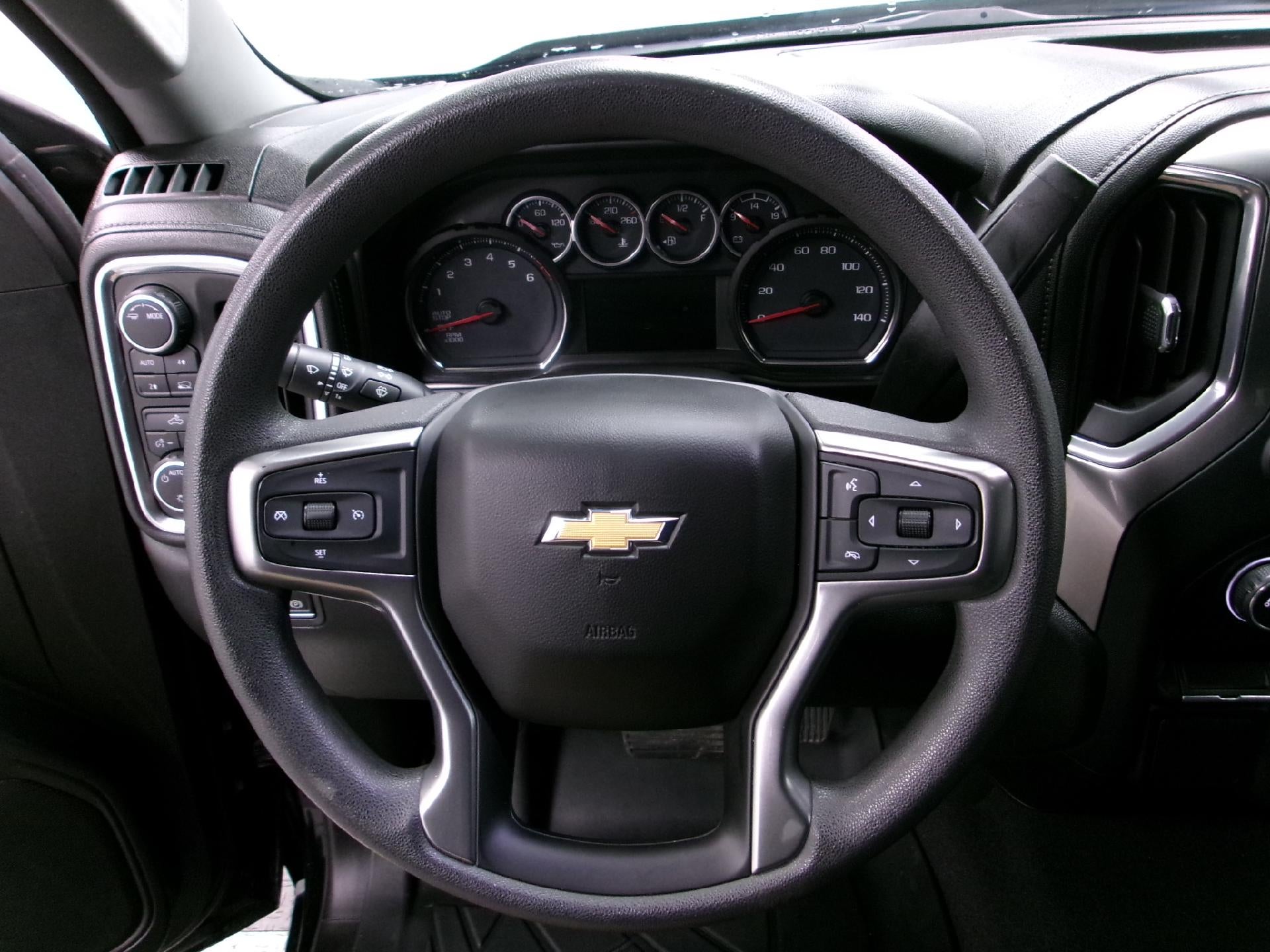 2020 Chevrolet Silverado 1500 Double Cab Standard Box 4-Wheel Drive LT