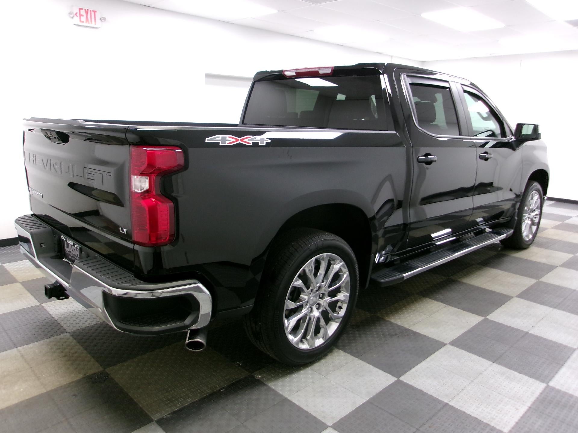 2024 Chevrolet Silverado 1500 Crew Cab Short Box 4-Wheel Drive LT 1LT