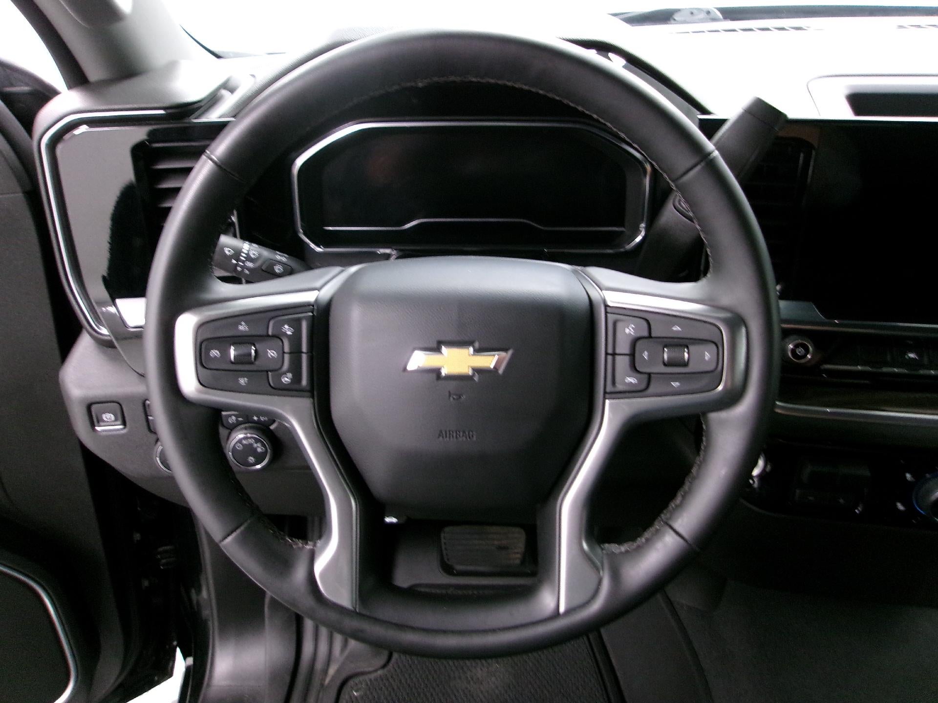 2024 Chevrolet Silverado 1500 Crew Cab Short Box 4-Wheel Drive LT 1LT