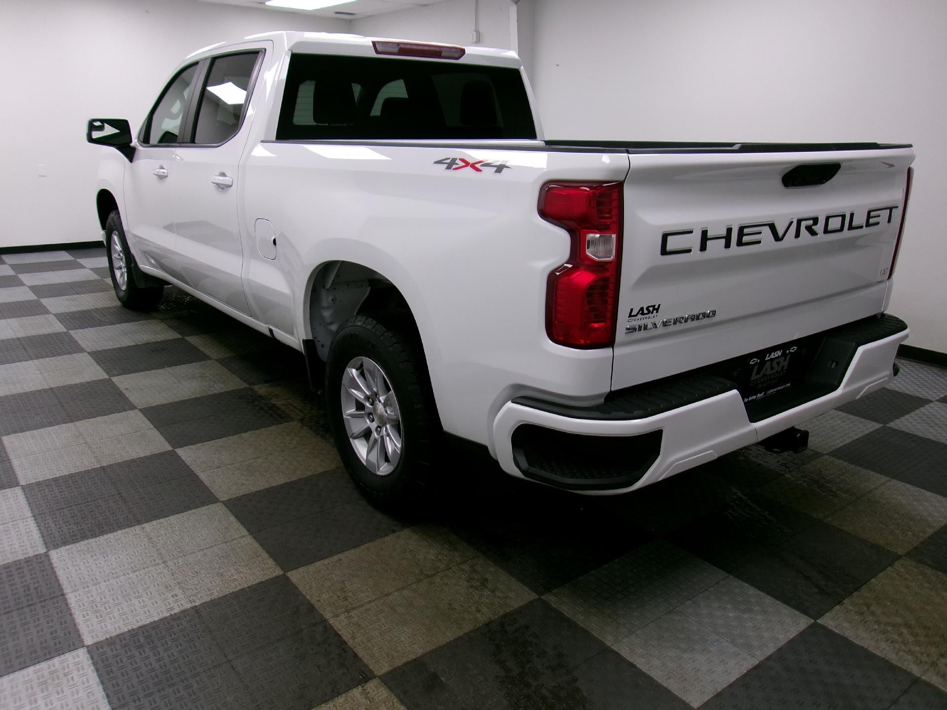 2024 Chevrolet Silverado 1500 Crew Cab Standard Box 4-Wheel Drive LT