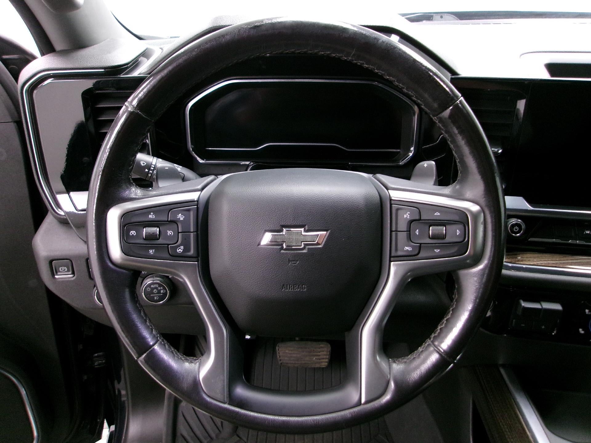 2023 Chevrolet Silverado 1500 Crew Cab Short Box 4-Wheel Drive RST