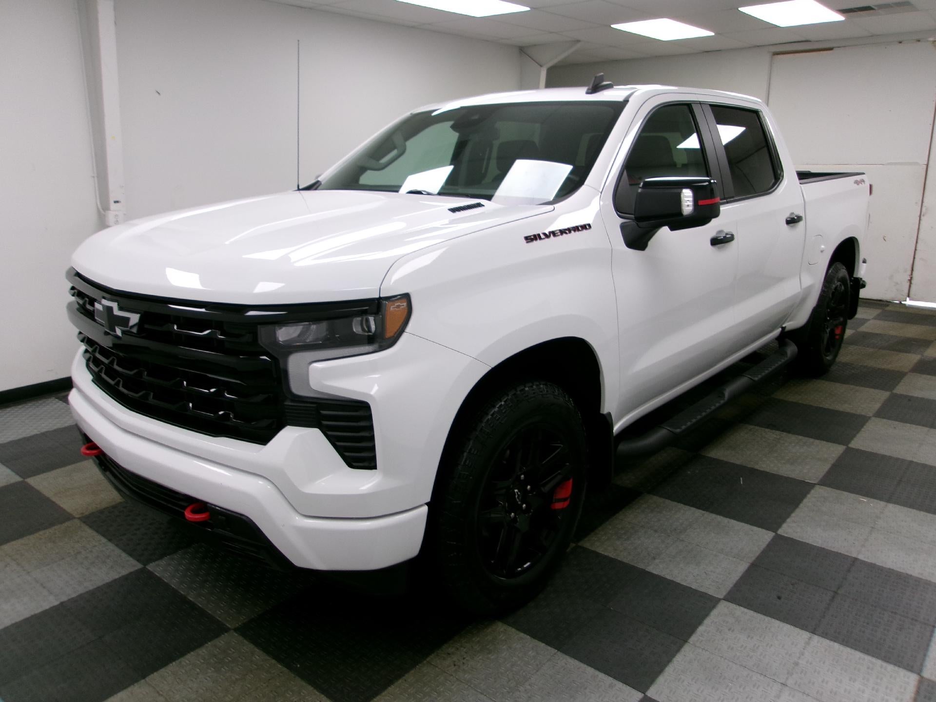2023 Chevrolet Silverado 1500 Crew Cab Short Box 4-Wheel Drive RST