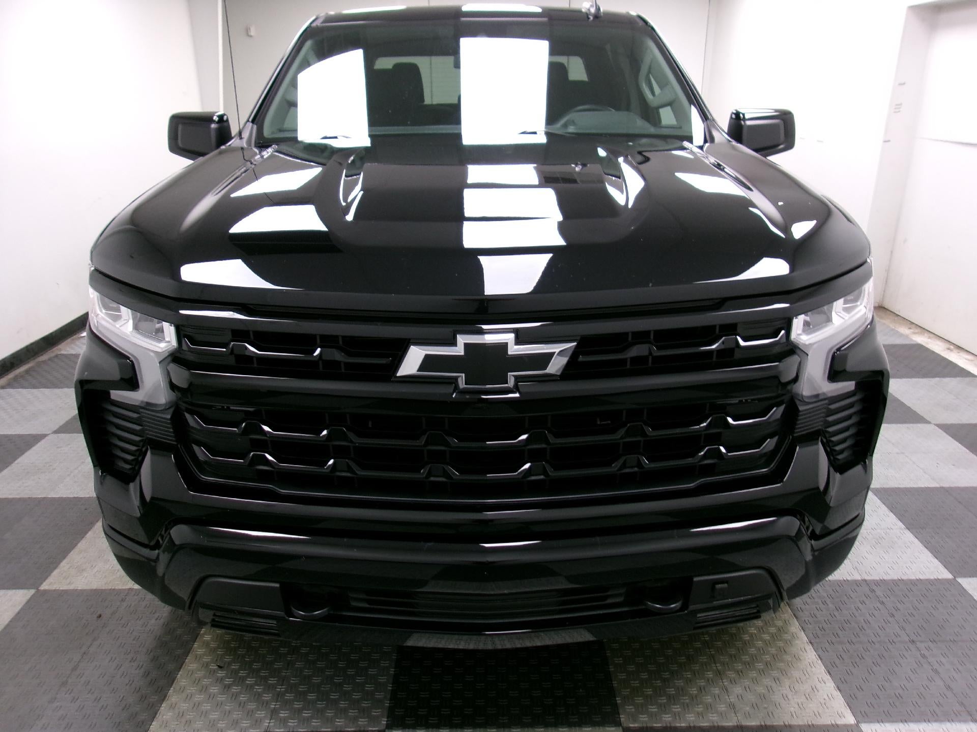 2024 Chevrolet Silverado 1500 Crew Cab Standard Box 4-Wheel Drive RST
