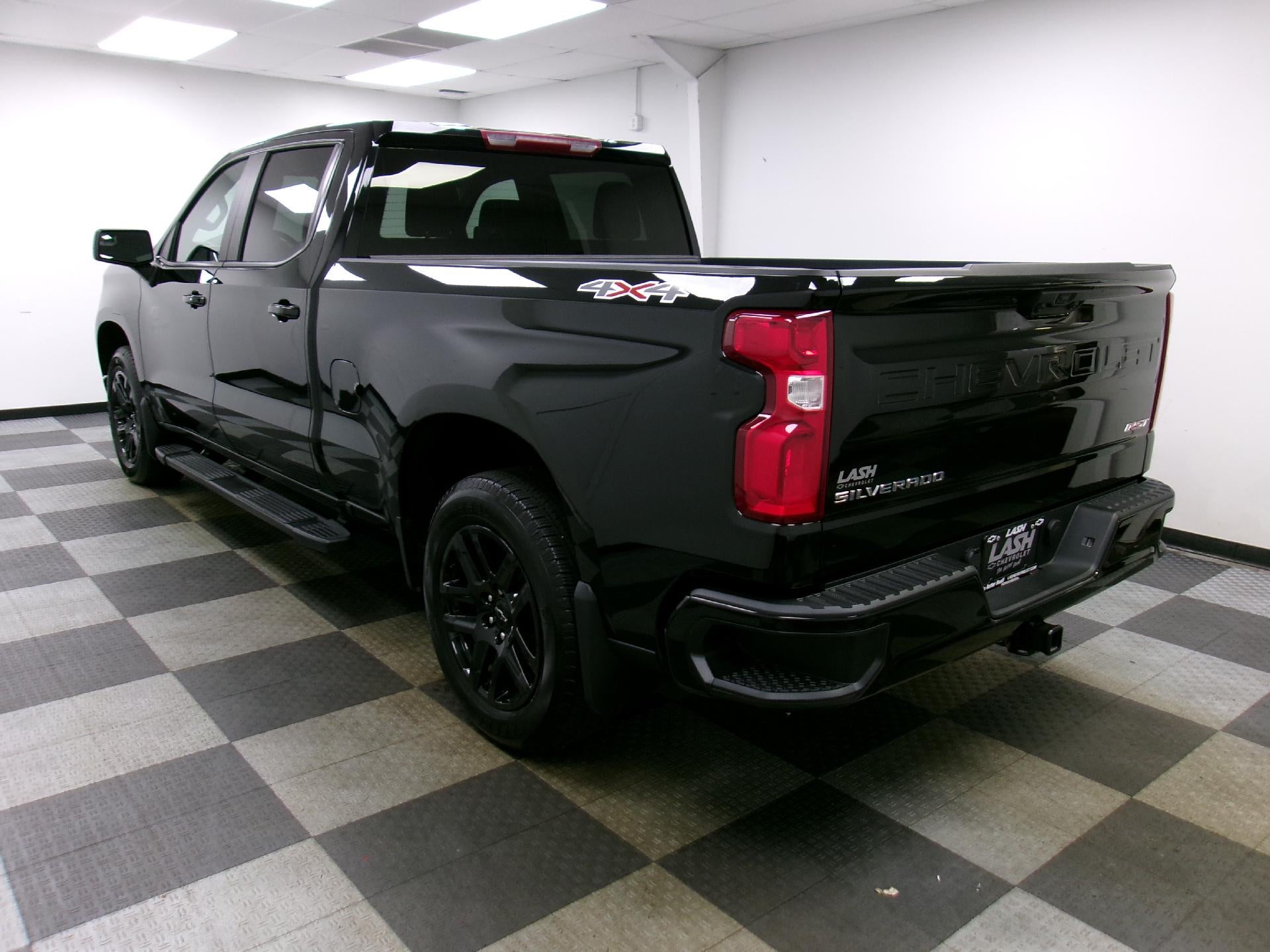 2024 Chevrolet Silverado 1500 Crew Cab Standard Box 4-Wheel Drive RST
