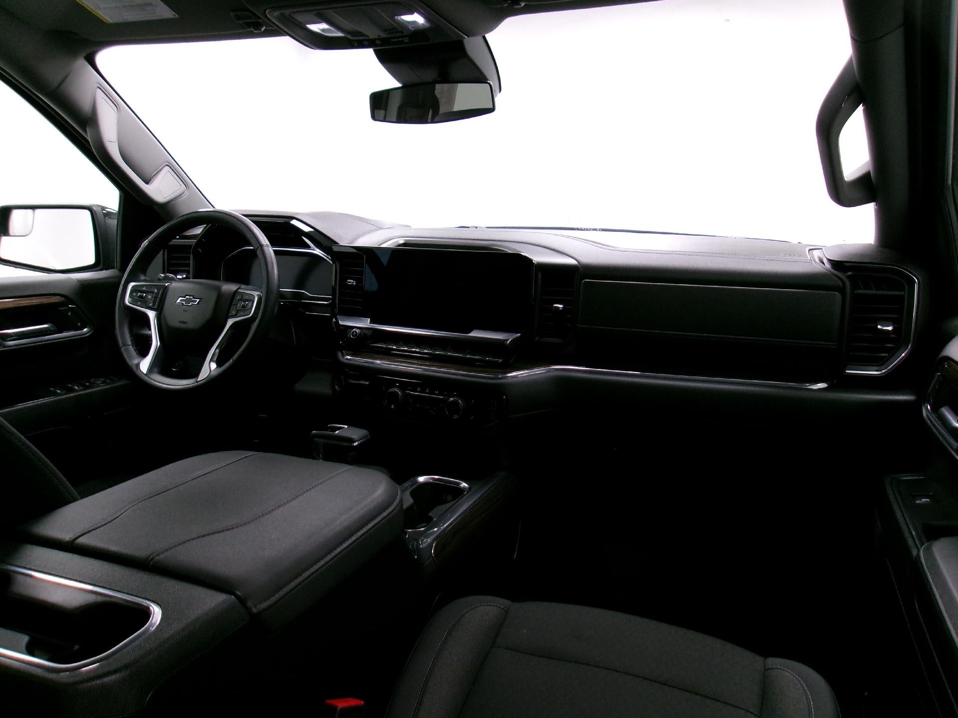 2023 Chevrolet Silverado 1500 Crew Cab Short Box 4-Wheel Drive RST