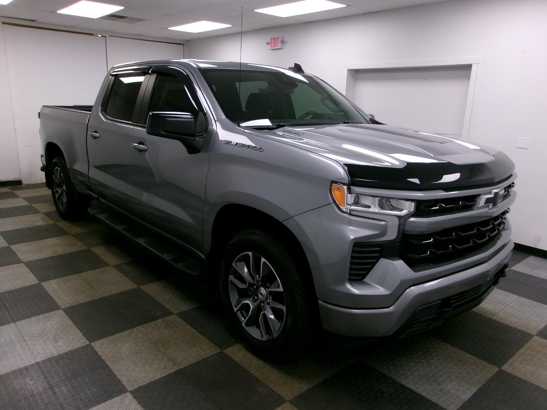 2024 Chevrolet Silverado 1500 Crew Cab Standard Box 4-Wheel Drive RST