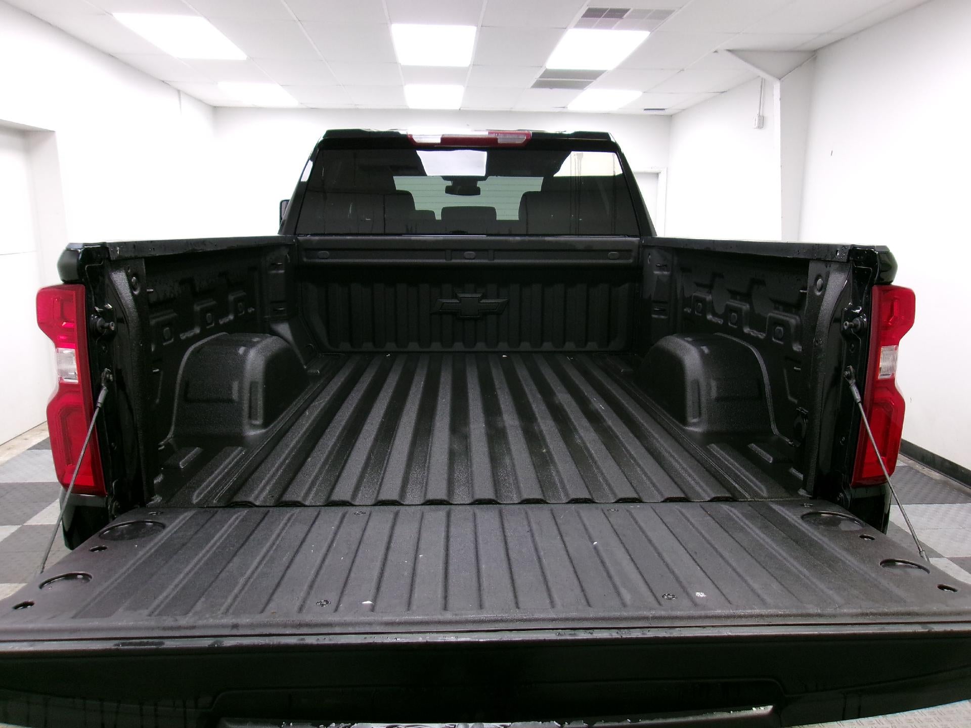 2023 Chevrolet Silverado 1500 Crew Cab Standard Box 4-Wheel Drive RST