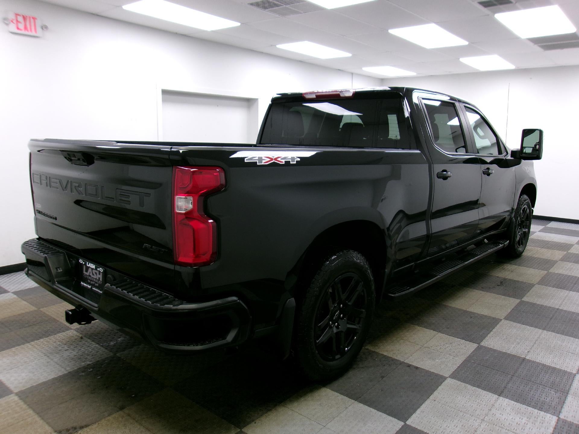 2023 Chevrolet Silverado 1500 Crew Cab Standard Box 4-Wheel Drive RST