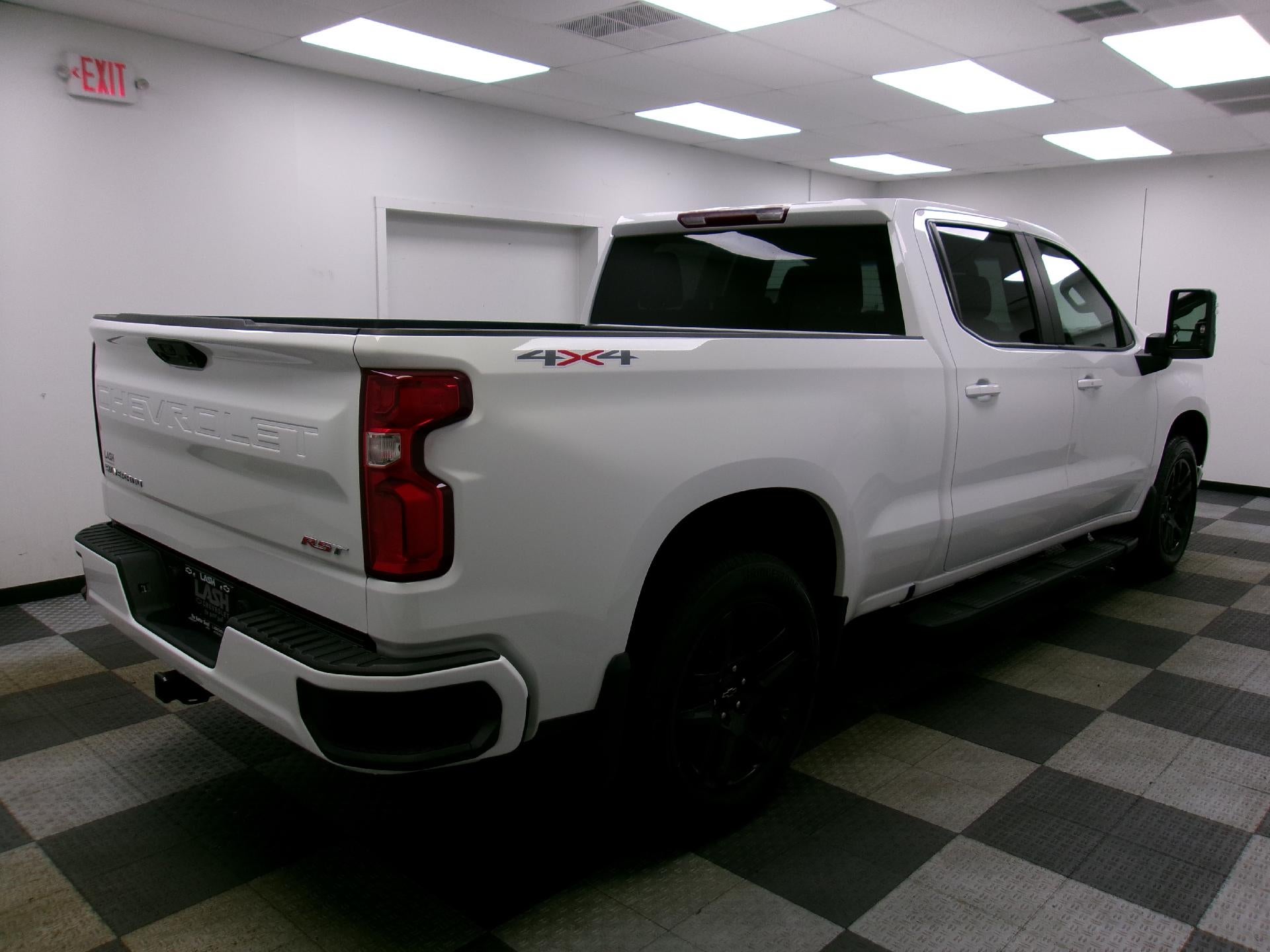 2023 Chevrolet Silverado 1500 Crew Cab Standard Box 4-Wheel Drive RST
