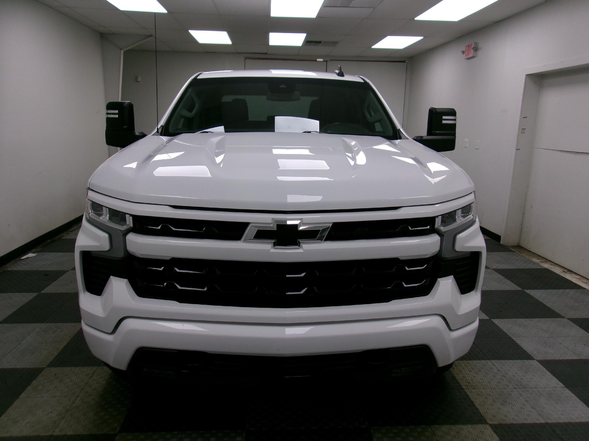 2023 Chevrolet Silverado 1500 Crew Cab Standard Box 4-Wheel Drive RST