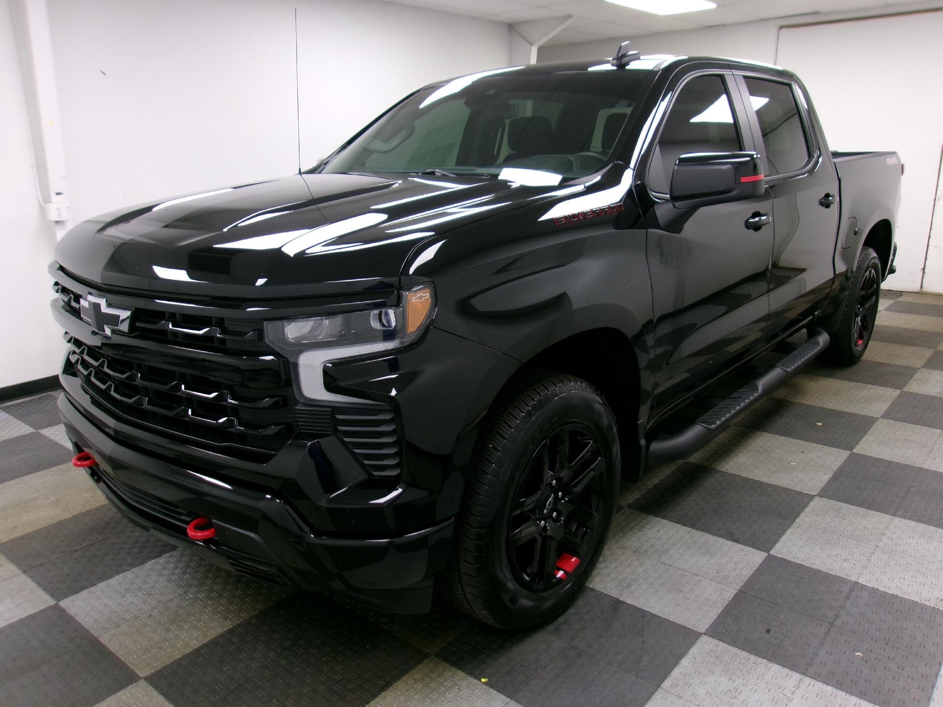 2023 Chevrolet Silverado 1500 Crew Cab Short Box 4-Wheel Drive RST