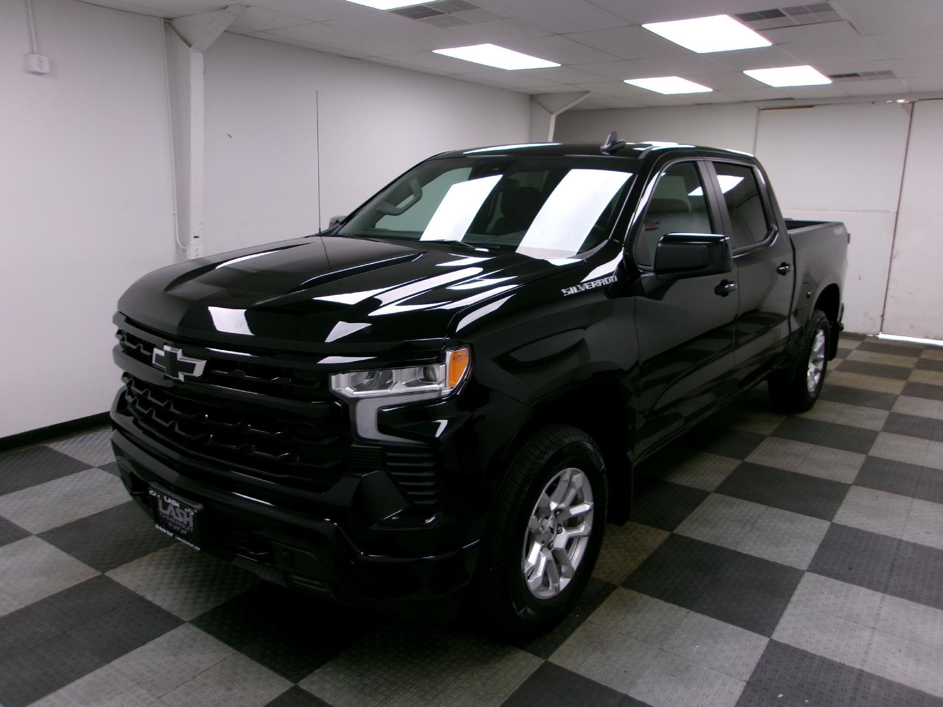 2024 Chevrolet Silverado 1500 Crew Cab Short Box 4-Wheel Drive RST