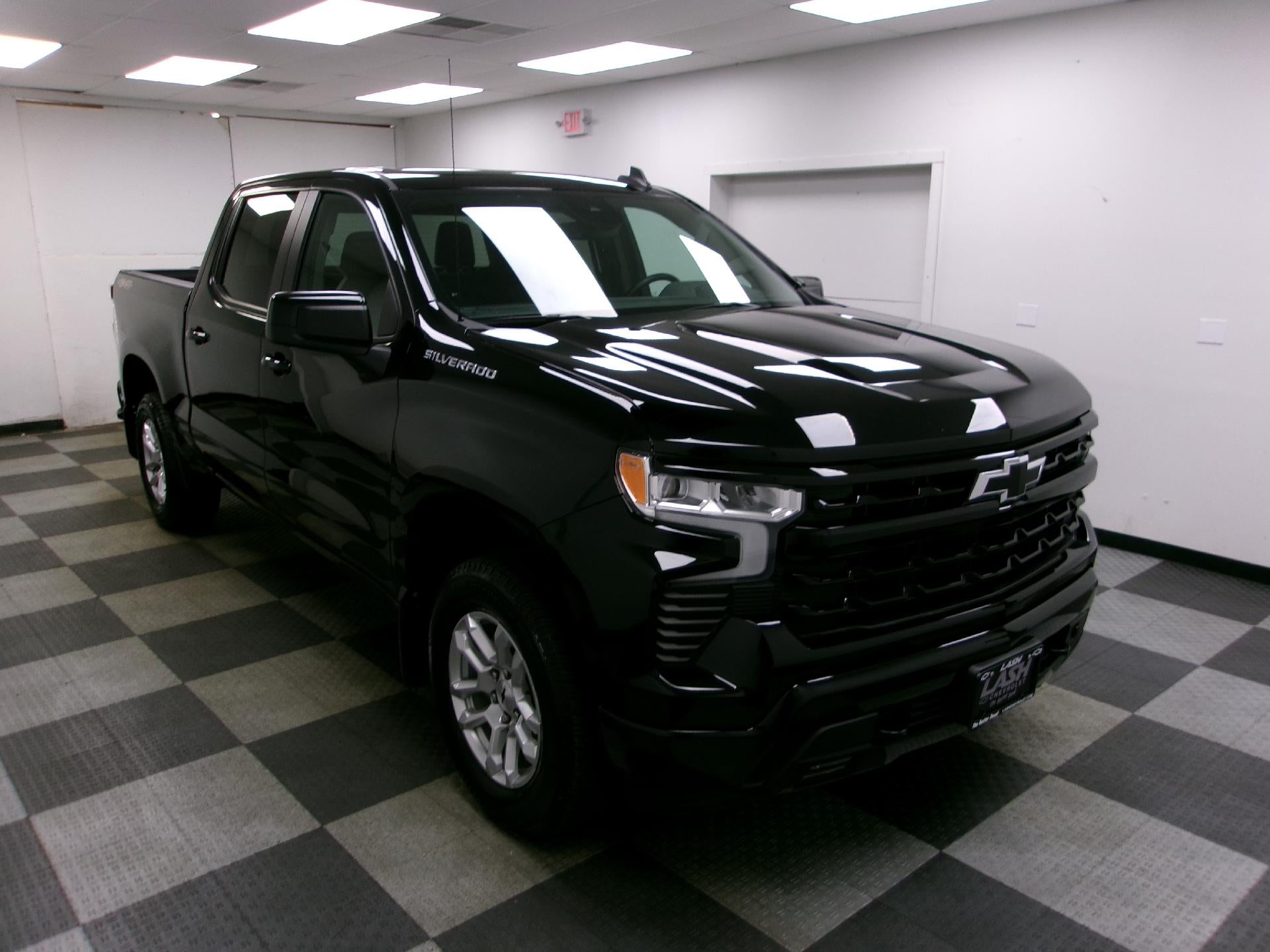 2024 Chevrolet Silverado 1500 Crew Cab Short Box 4-Wheel Drive RST