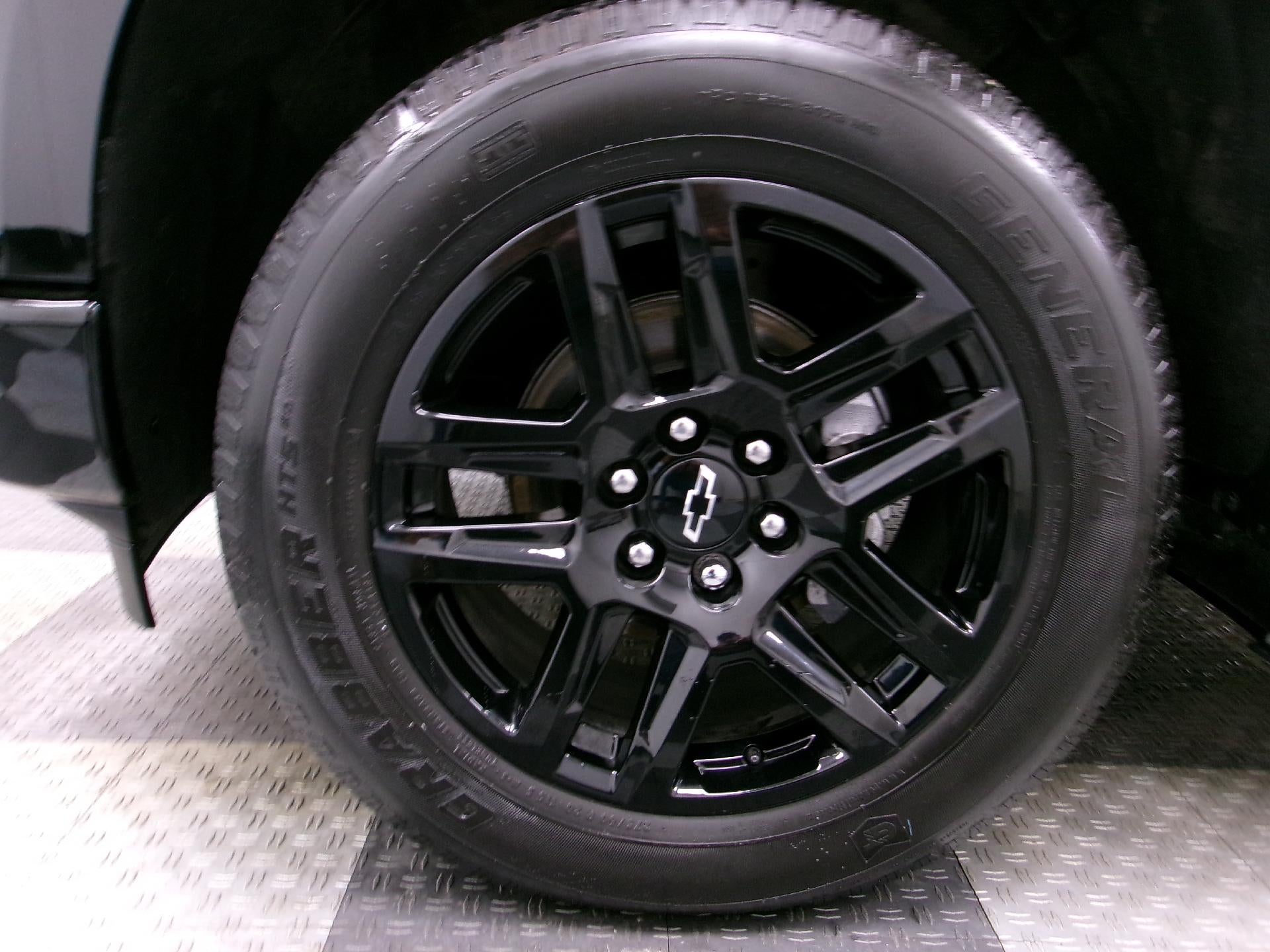 2024 Chevrolet Silverado 1500 Crew Cab Standard Box 4-Wheel Drive RST