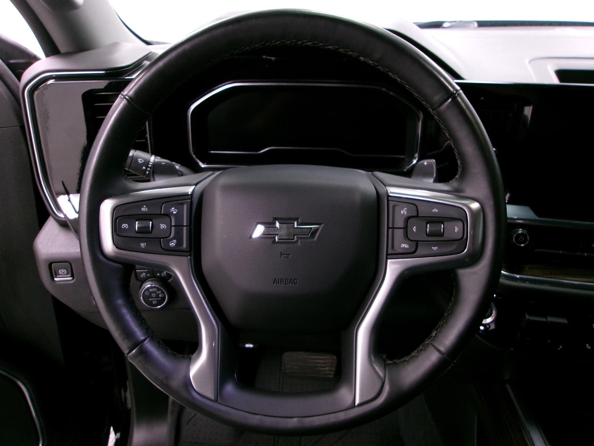 2024 Chevrolet Silverado 1500 Crew Cab Standard Box 4-Wheel Drive RST