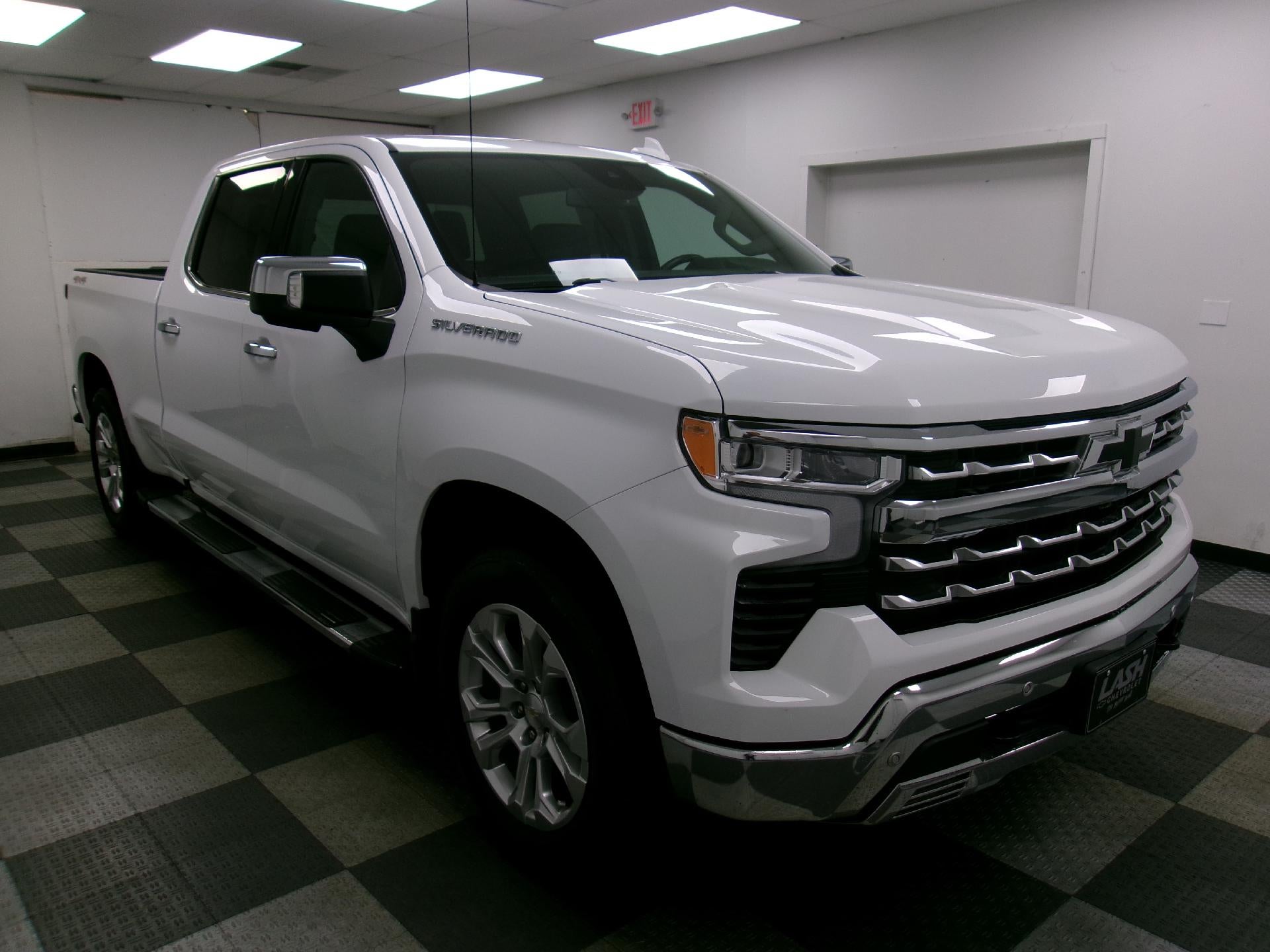 2023 Chevrolet Silverado 1500 Crew Cab Standard Box 4-Wheel Drive LTZ