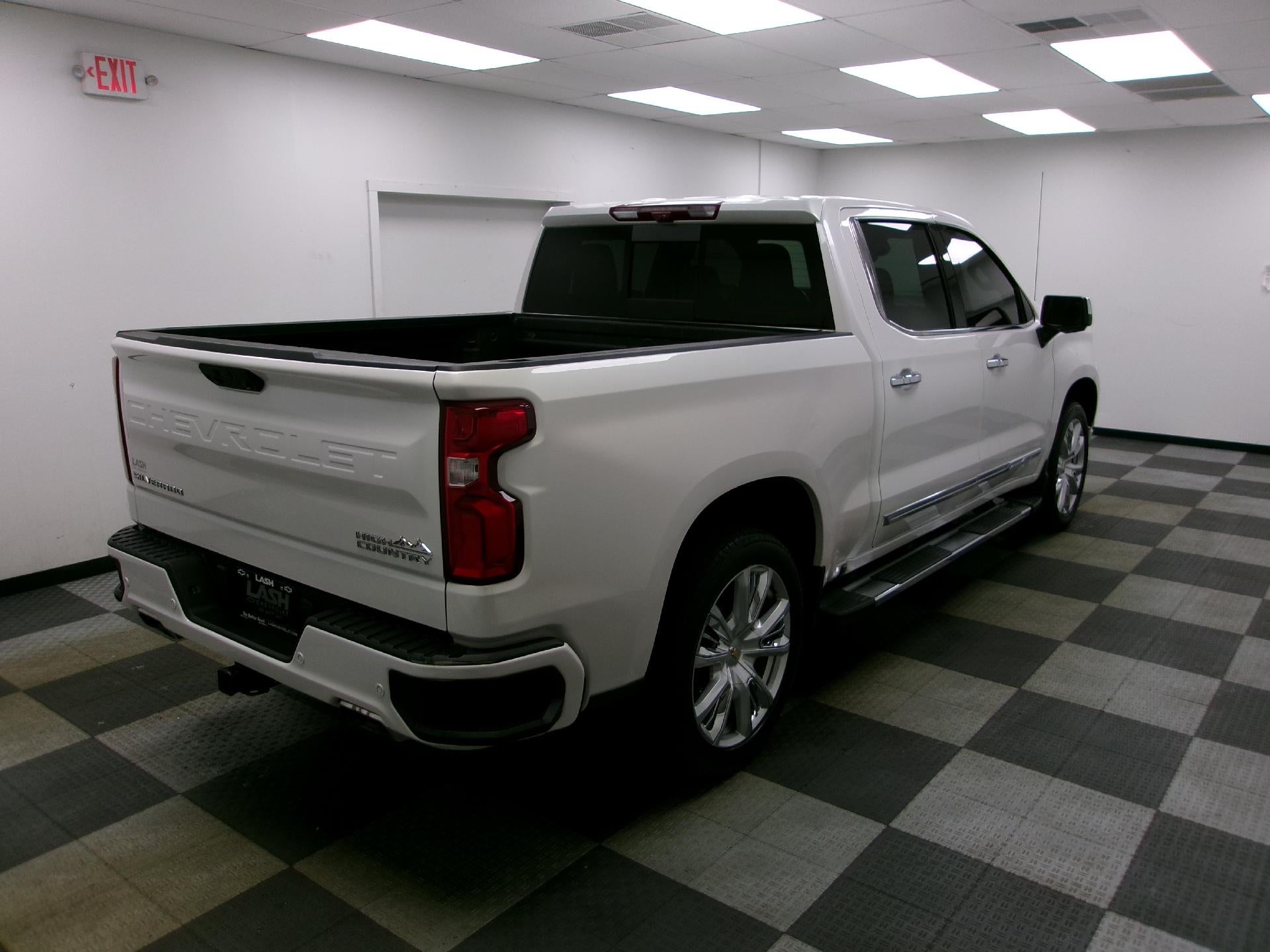 2024 Chevrolet Silverado 1500 Crew Cab Short Box 4-Wheel Drive High Country