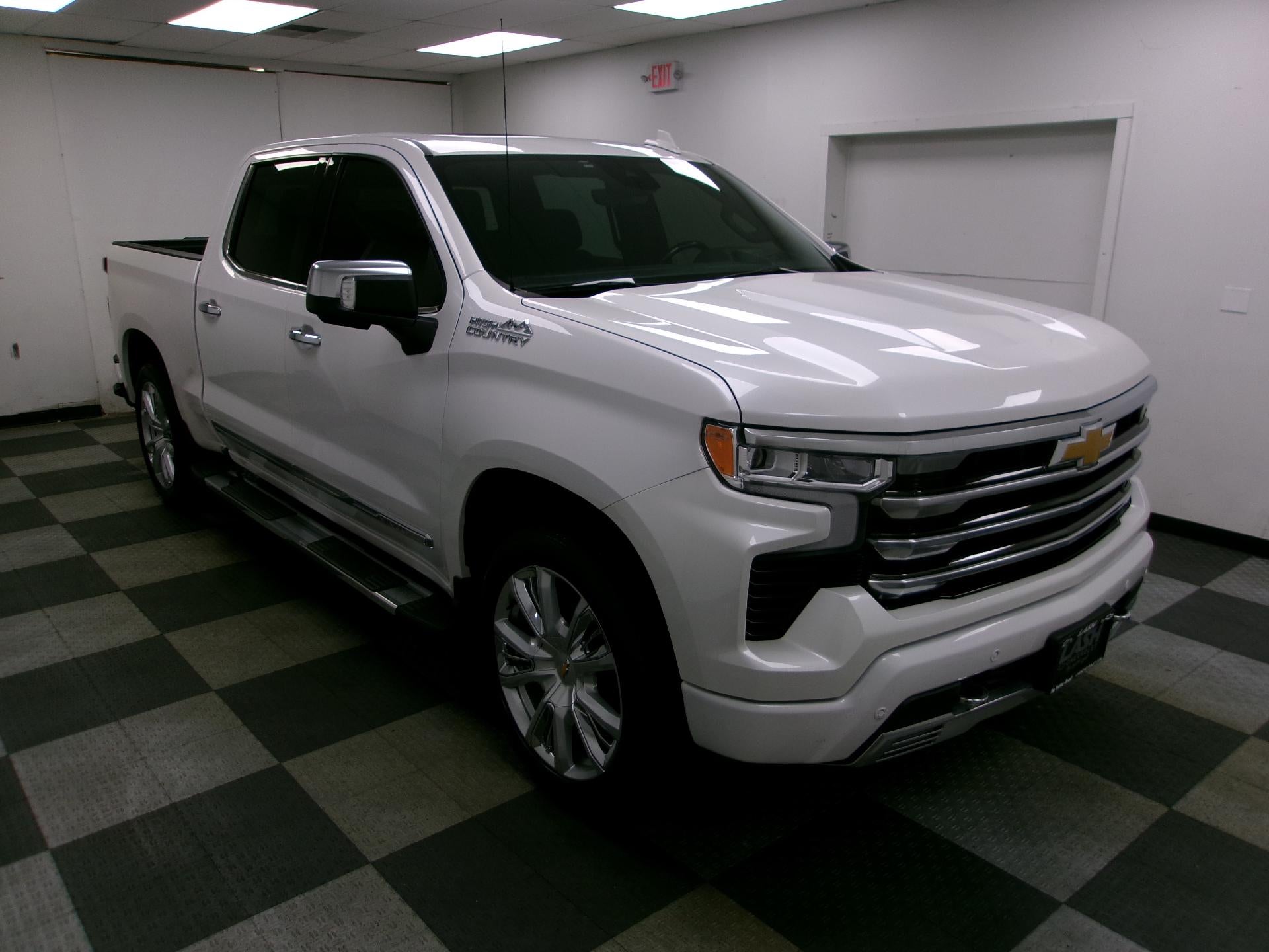 2024 Chevrolet Silverado 1500 Crew Cab Short Box 4-Wheel Drive High Country