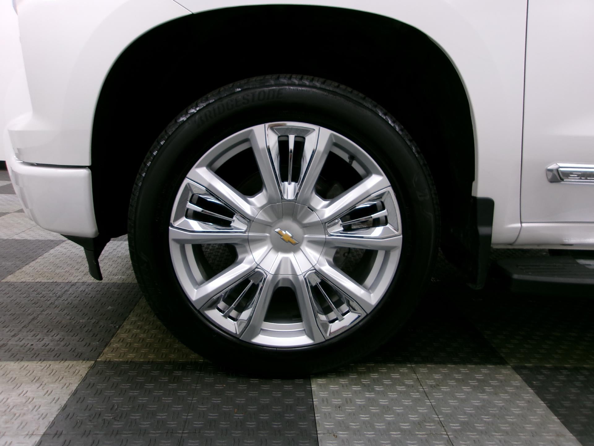 2024 Chevrolet Silverado 1500 Crew Cab Short Box 4-Wheel Drive High Country