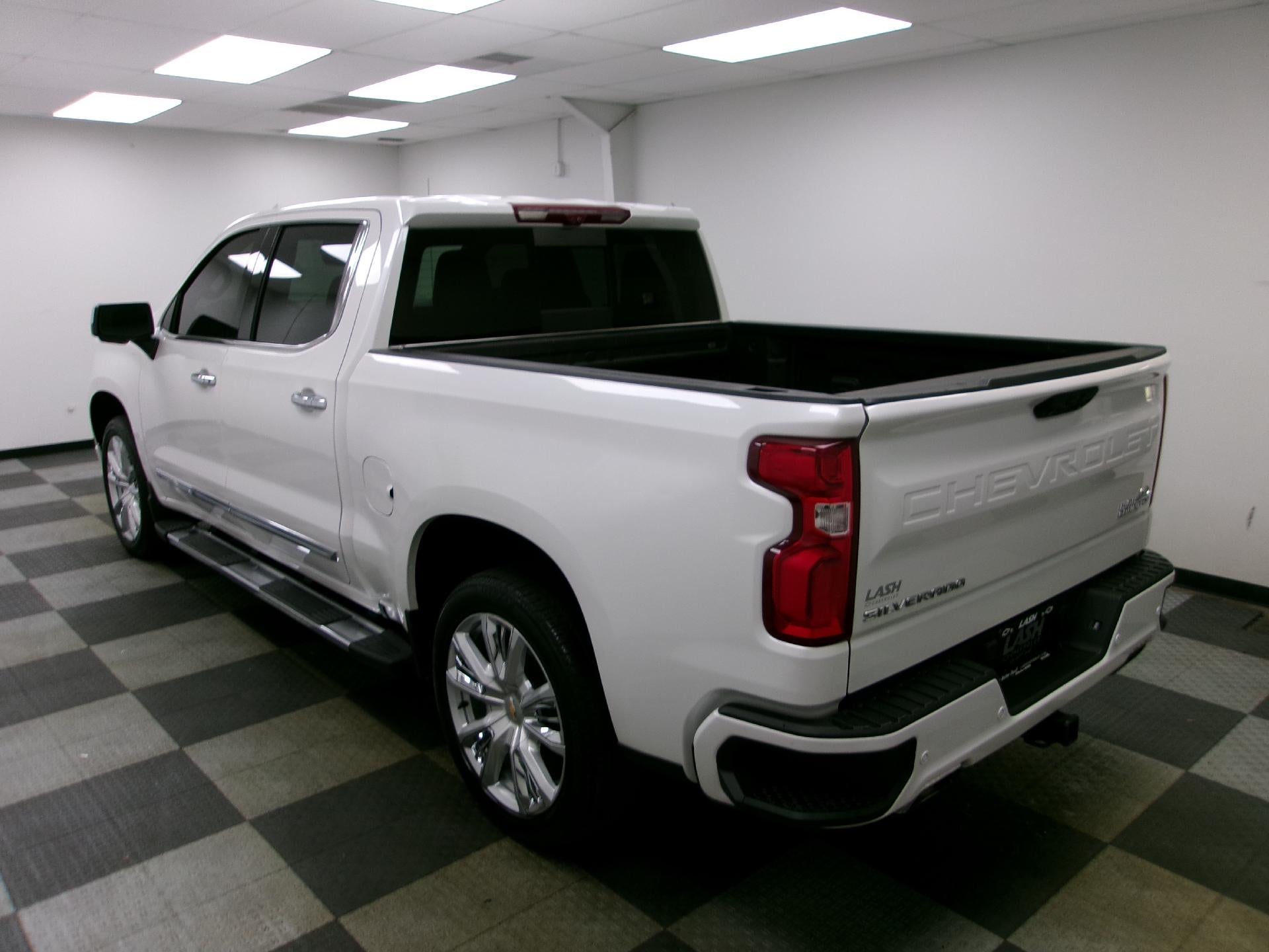 2024 Chevrolet Silverado 1500 Crew Cab Short Box 4-Wheel Drive High Country