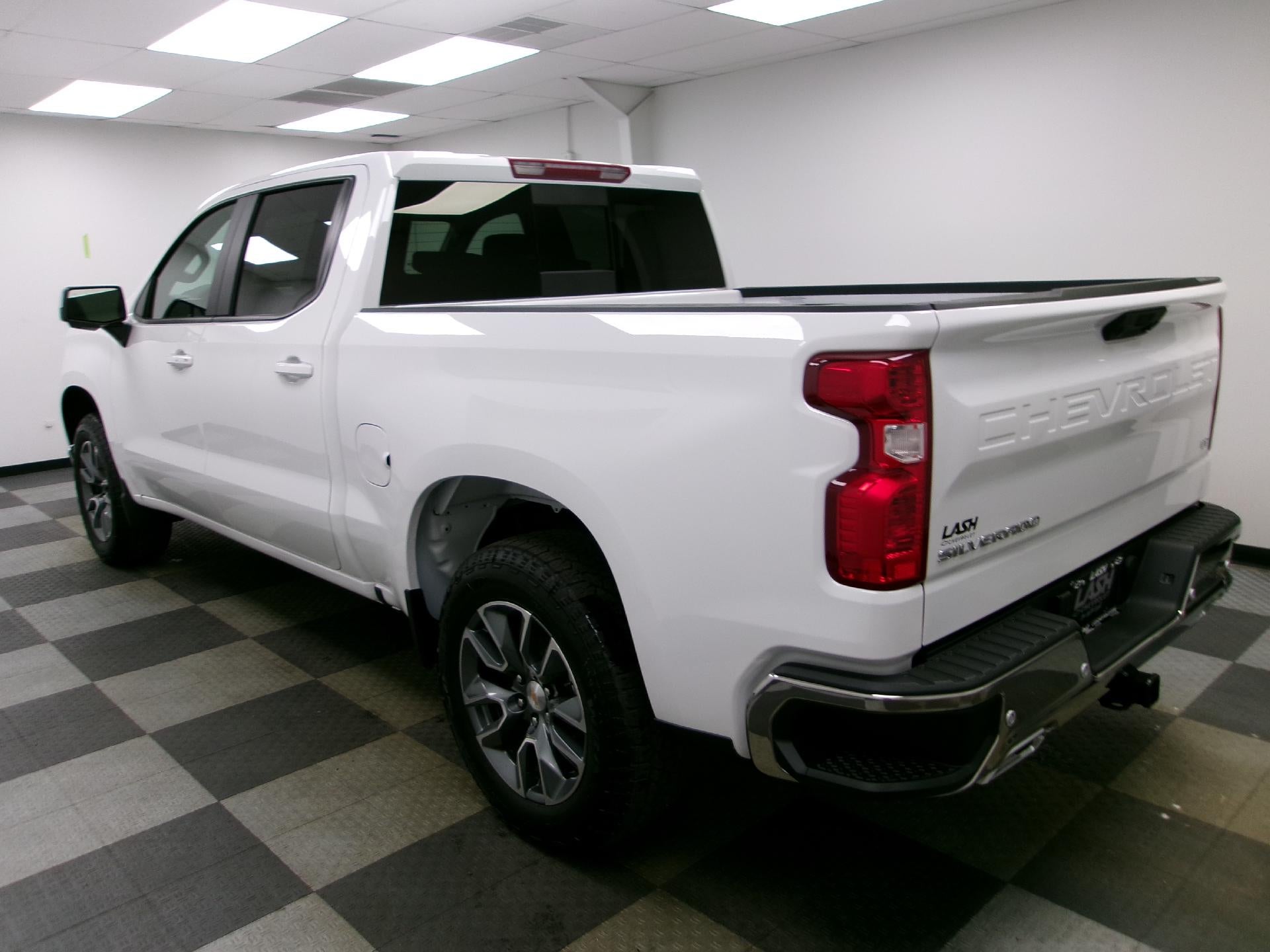 2026 Chevrolet Silverado 1500 Crew Cab Short Box 4-Wheel Drive LT 1LT
