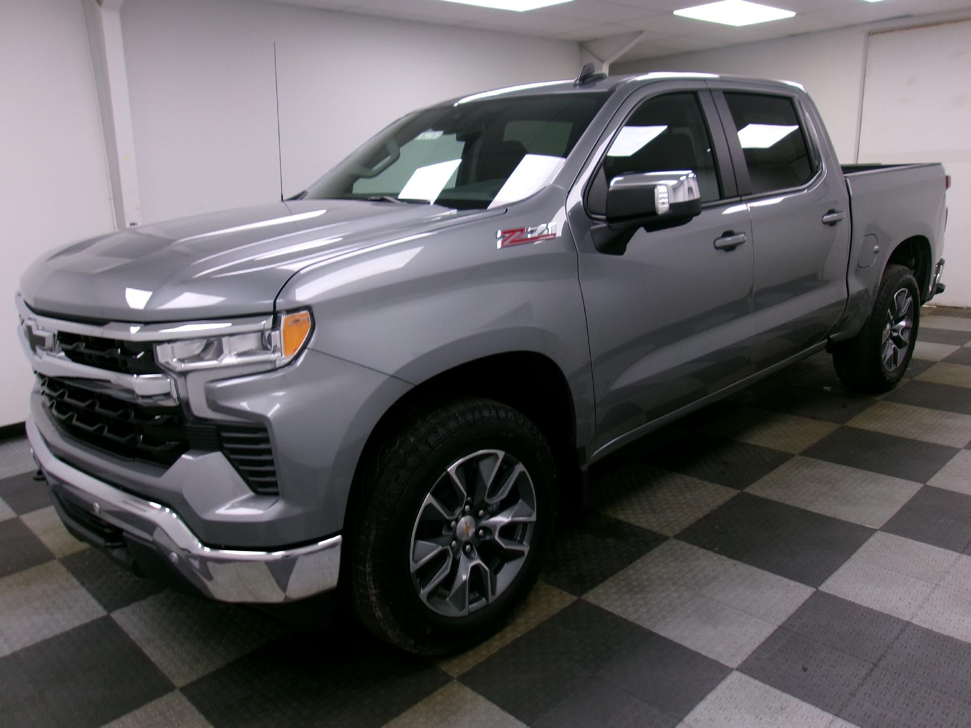 2026 Chevrolet Silverado 1500 Crew Cab Short Box 4-Wheel Drive LT 1LT