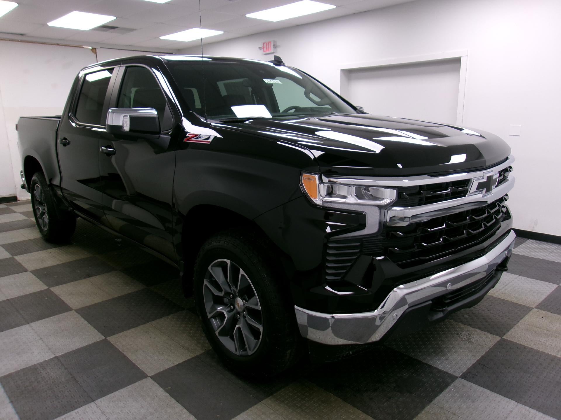 2026 Chevrolet Silverado 1500 Crew Cab Short Box 4-Wheel Drive LT 1LT