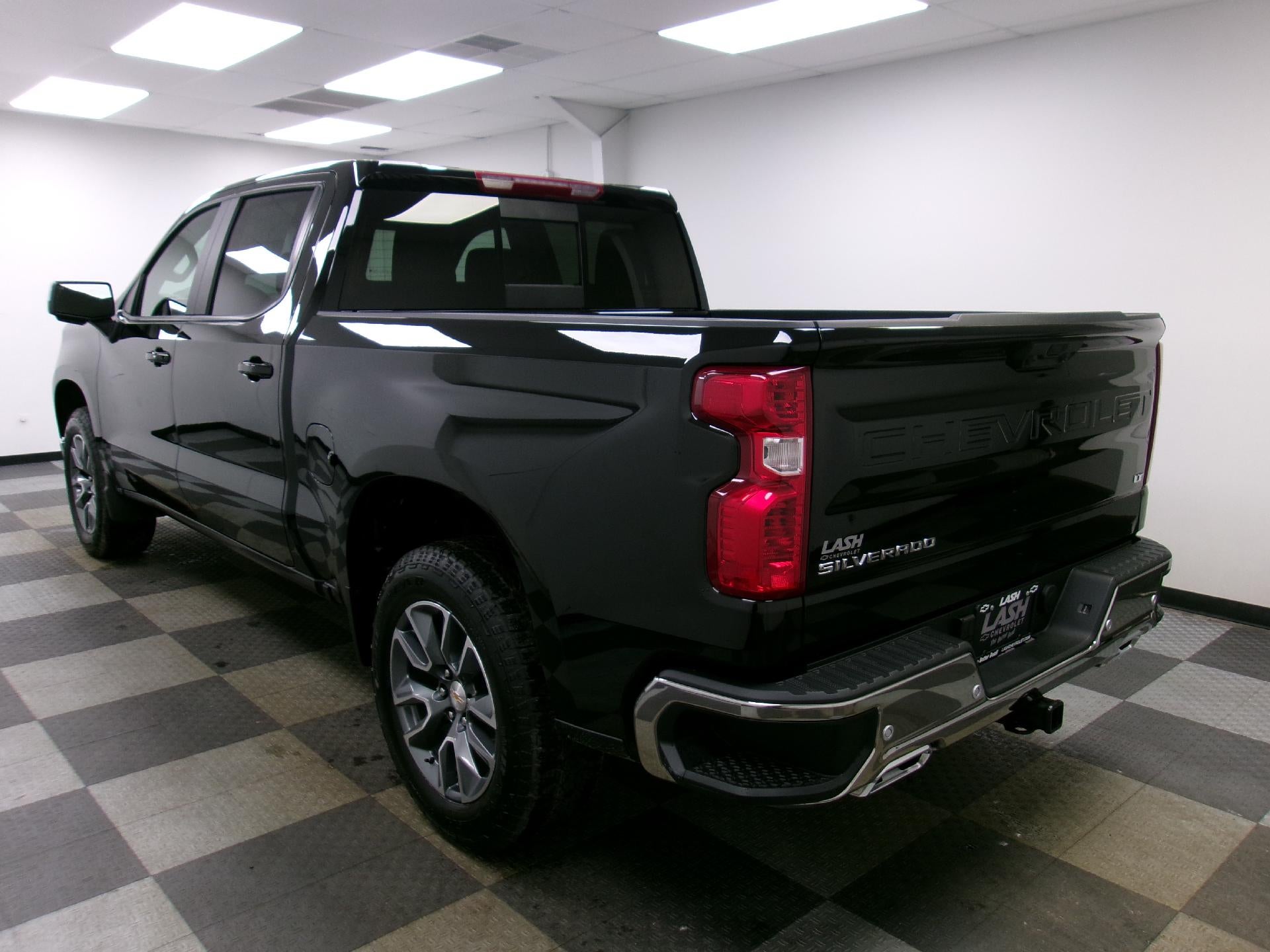 2026 Chevrolet Silverado 1500 Crew Cab Short Box 4-Wheel Drive LT 1LT
