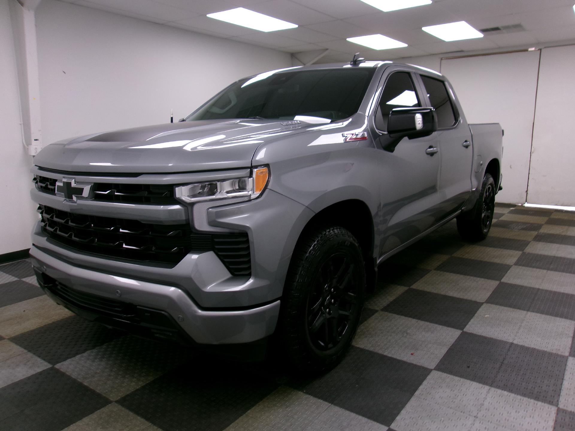 2025 Chevrolet Silverado 1500 Crew Cab Short Box 4-Wheel Drive RST