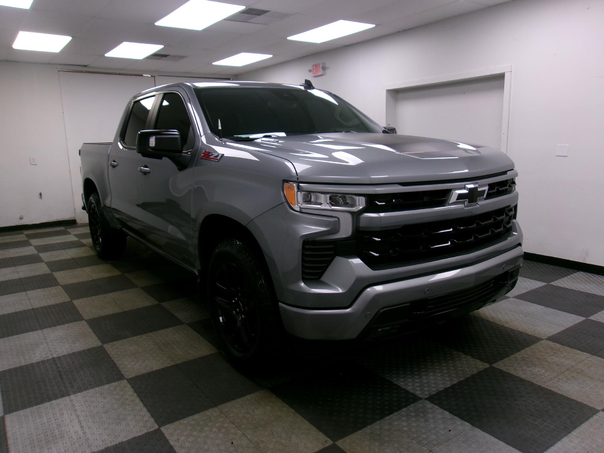 2025 Chevrolet Silverado 1500 Crew Cab Short Box 4-Wheel Drive RST