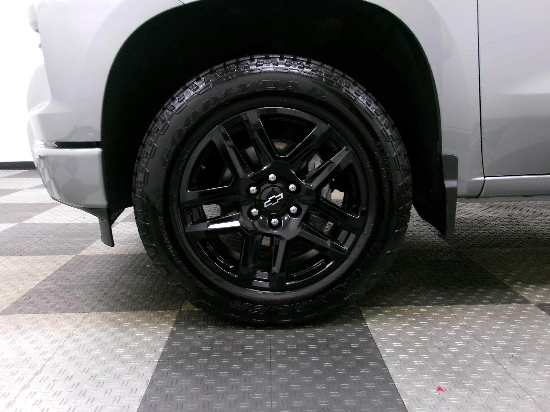2025 Chevrolet Silverado 1500 Crew Cab Short Box 4-Wheel Drive RST