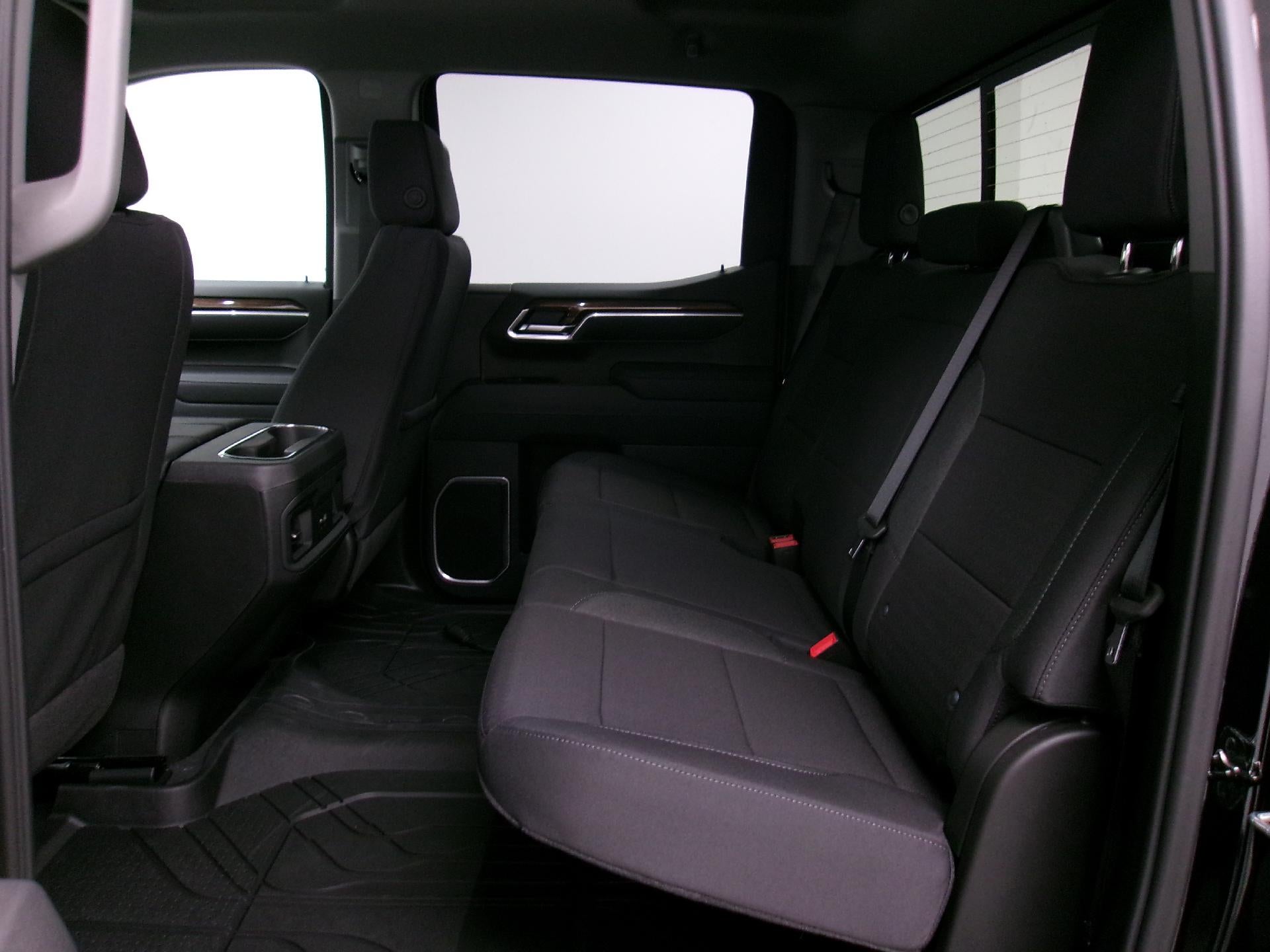 2026 Chevrolet Silverado 1500 Crew Cab Short Box 4-Wheel Drive RST