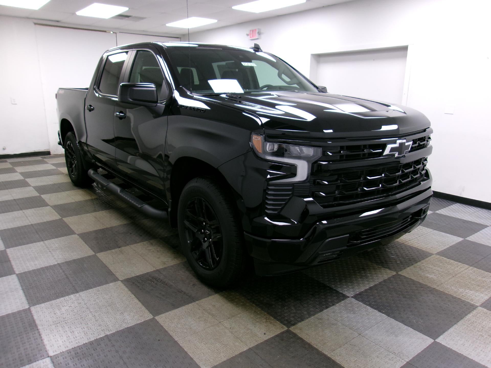 2026 Chevrolet Silverado 1500 Crew Cab Short Box 4-Wheel Drive RST