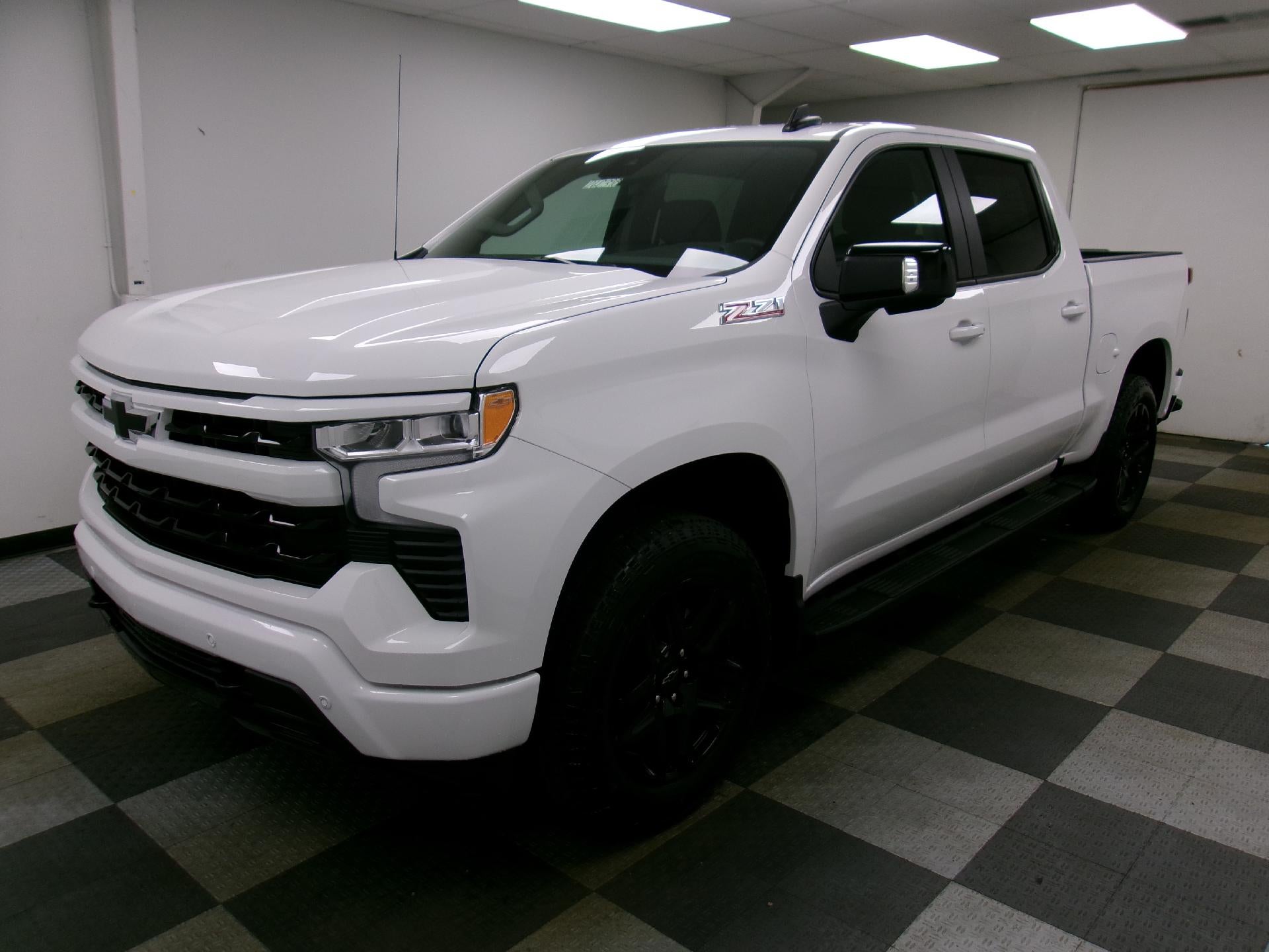 2026 Chevrolet Silverado 1500 Crew Cab Short Box 4-Wheel Drive RST