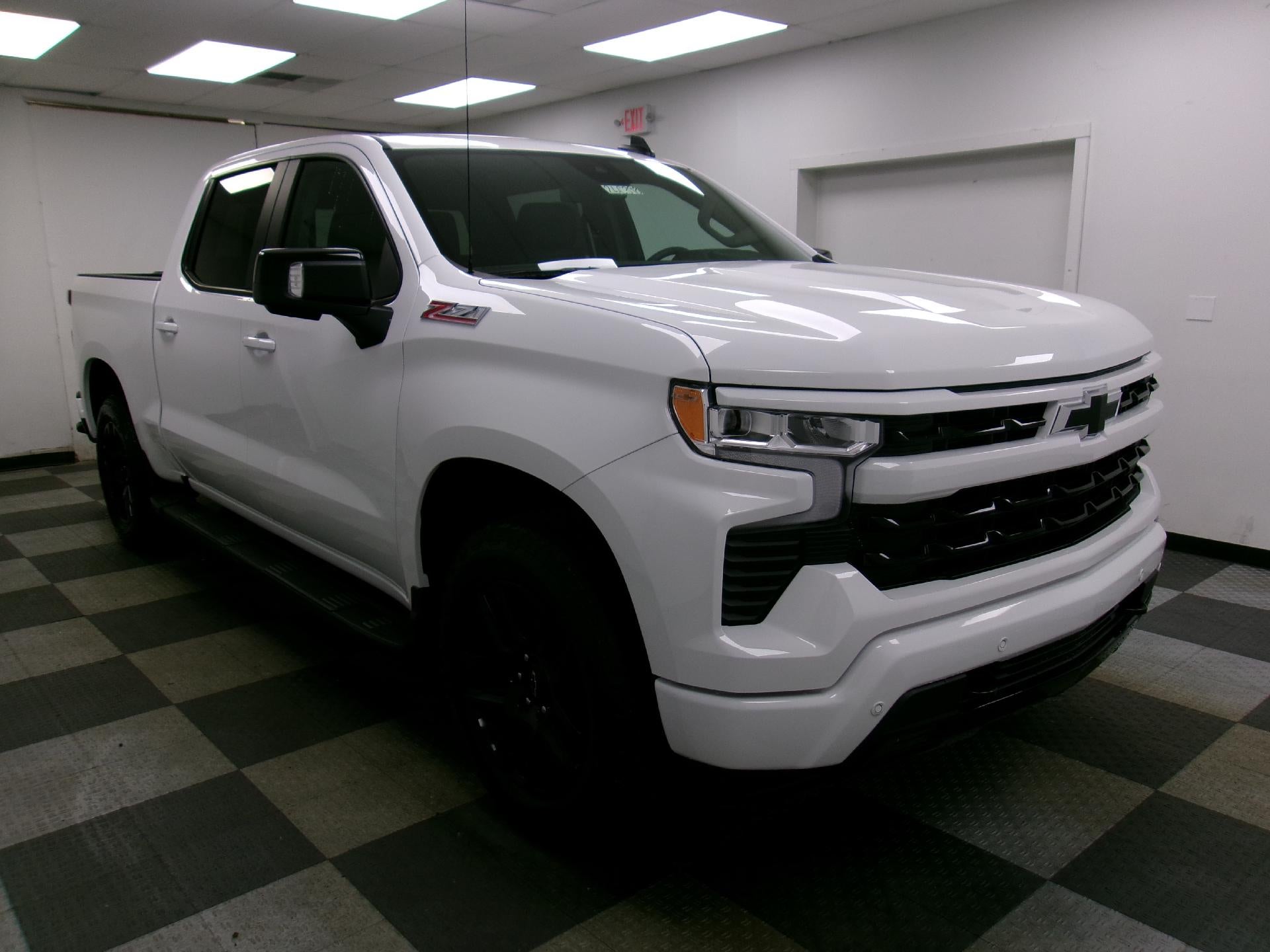 2026 Chevrolet Silverado 1500 Crew Cab Short Box 4-Wheel Drive RST