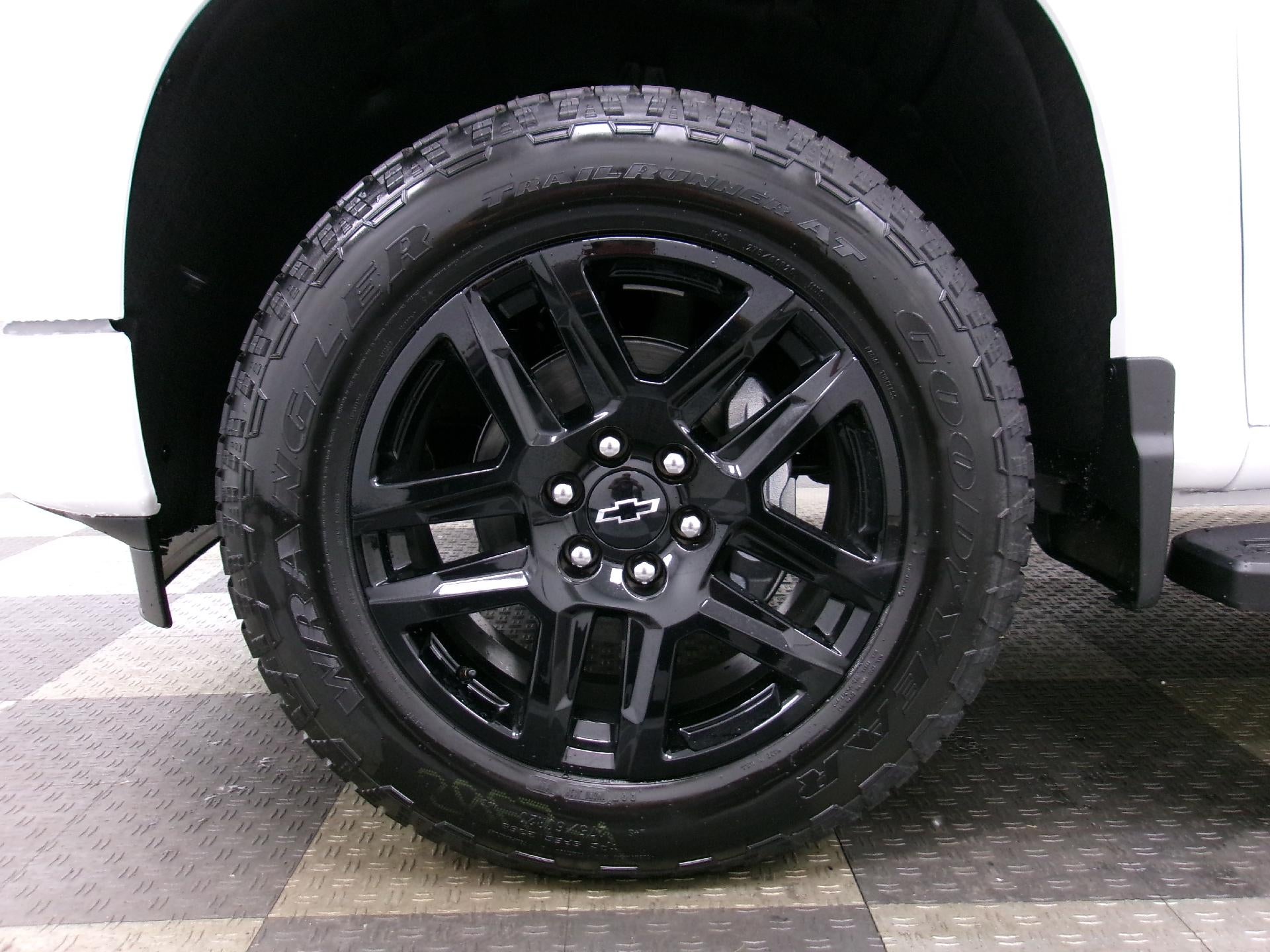 2026 Chevrolet Silverado 1500 Crew Cab Short Box 4-Wheel Drive RST