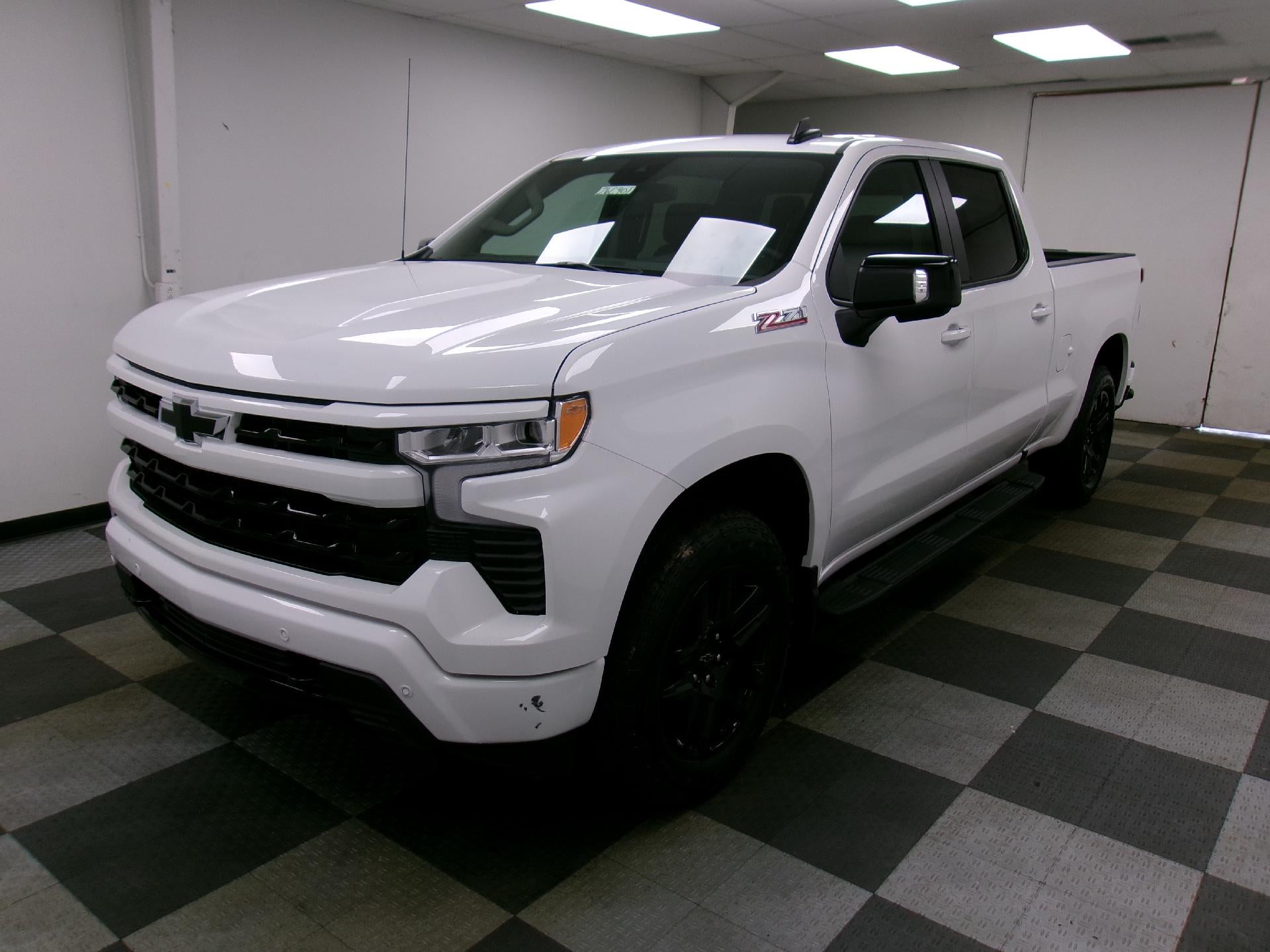 2026 Chevrolet Silverado 1500 Crew Cab Standard Box 4-Wheel Drive RST