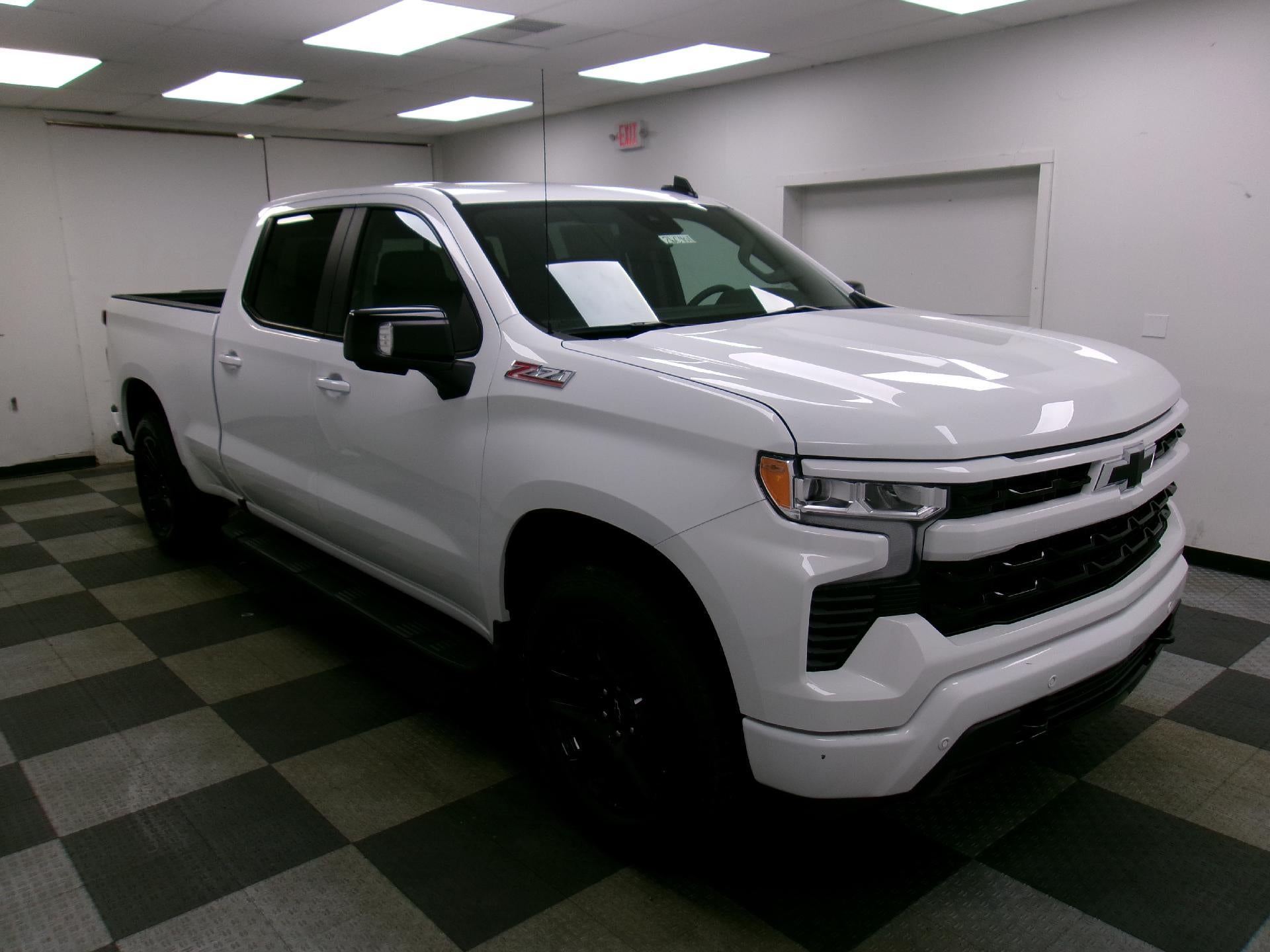 2026 Chevrolet Silverado 1500 Crew Cab Standard Box 4-Wheel Drive RST