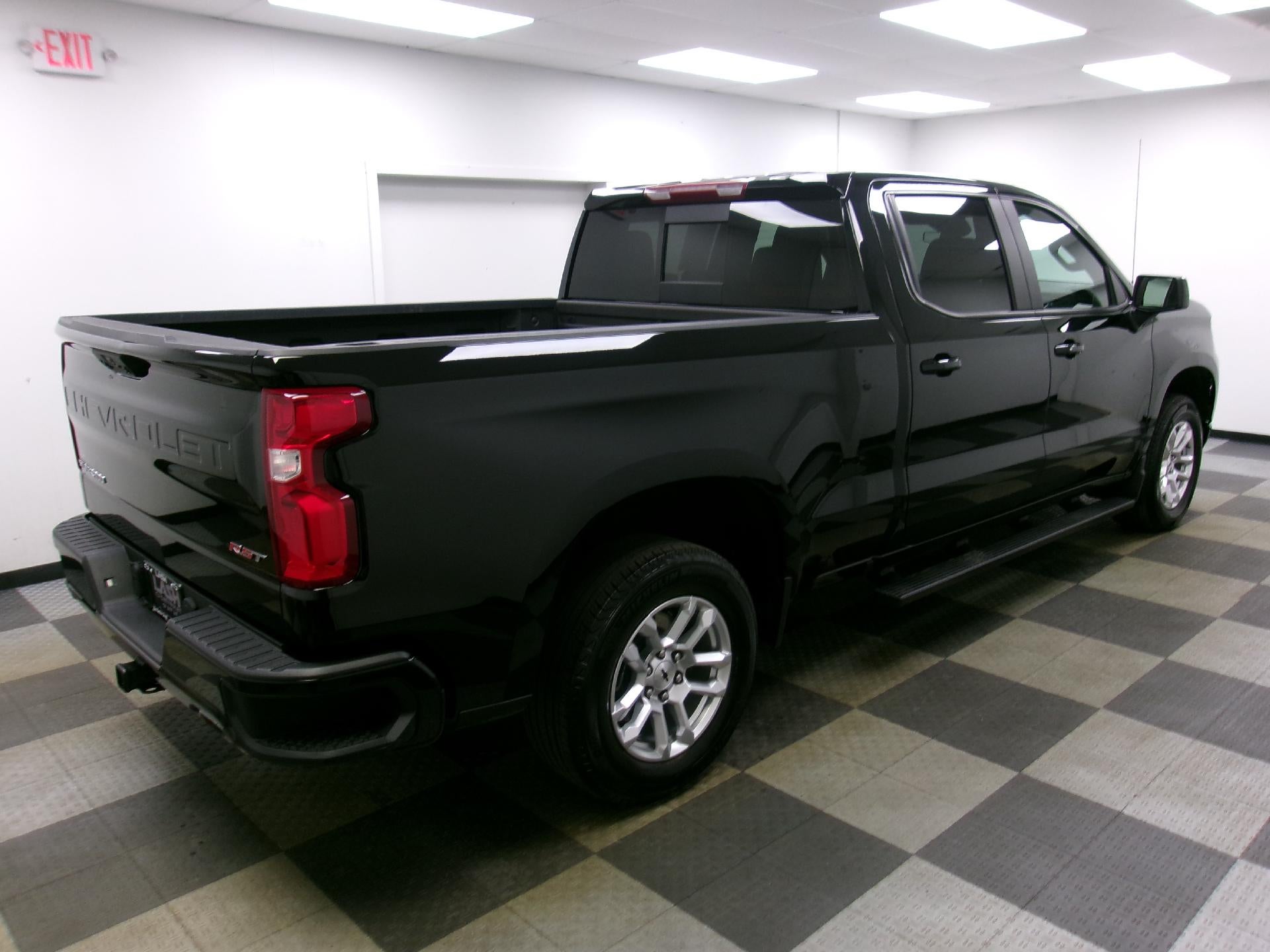 2025 Chevrolet Silverado 1500 Crew Cab Standard Box 4-Wheel Drive RST