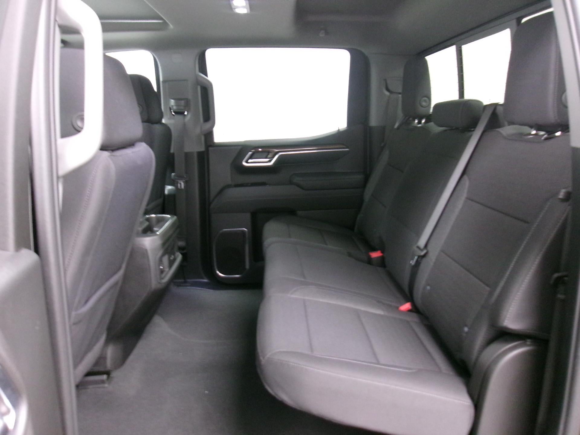 2025 Chevrolet Silverado 1500 Crew Cab Standard Box 4-Wheel Drive RST