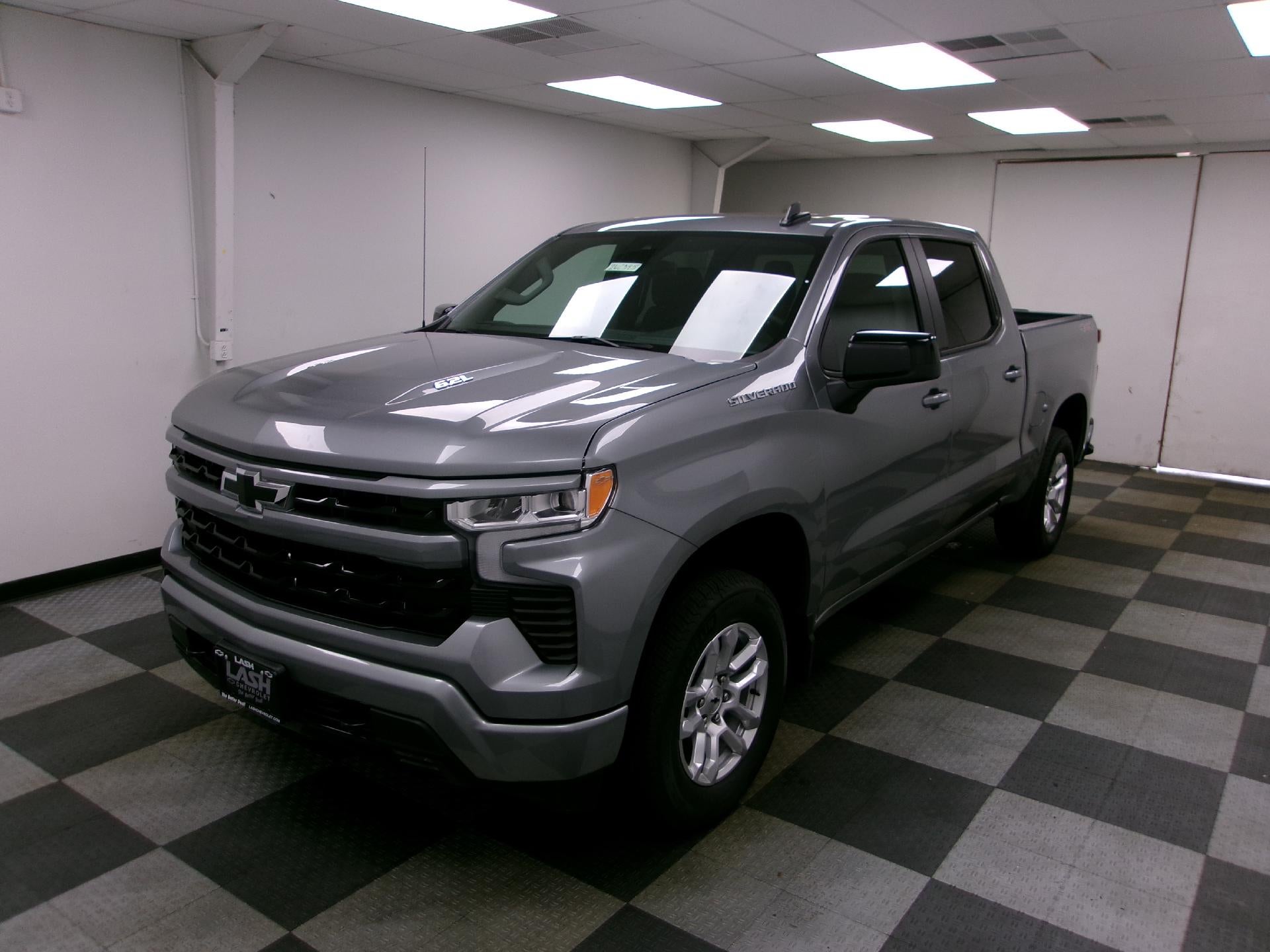 2026 Chevrolet Silverado 1500 Crew Cab Short Box 4-Wheel Drive RST