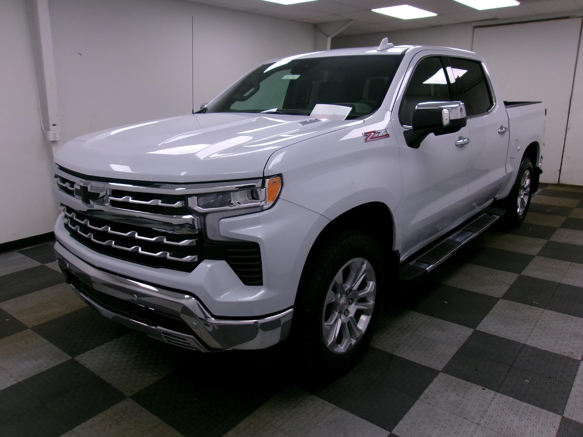 2026 Chevrolet Silverado 1500 Crew Cab Short Box 4-Wheel Drive LTZ