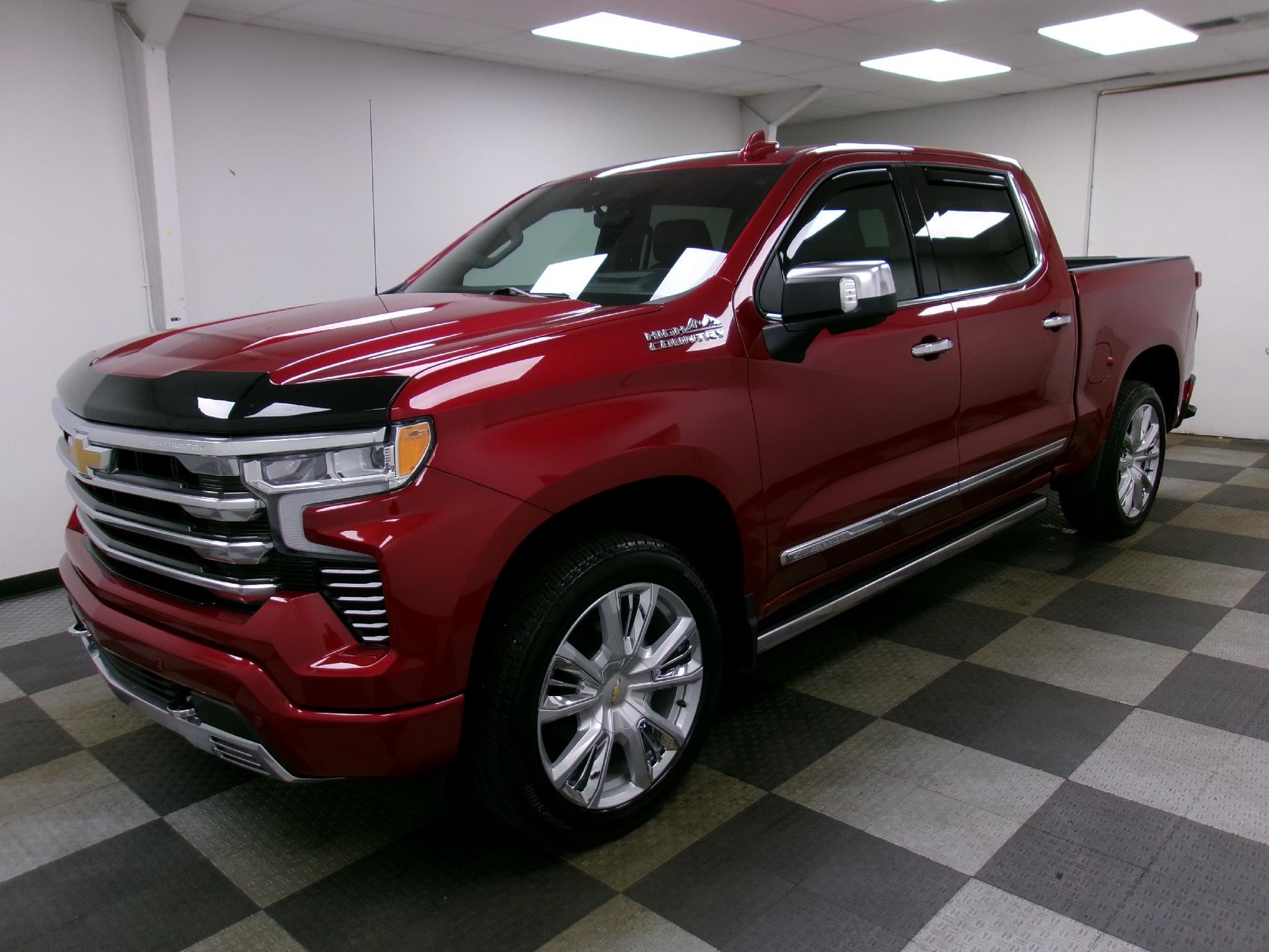 2025 Chevrolet Silverado 1500 Crew Cab Short Box 4-Wheel Drive High Country