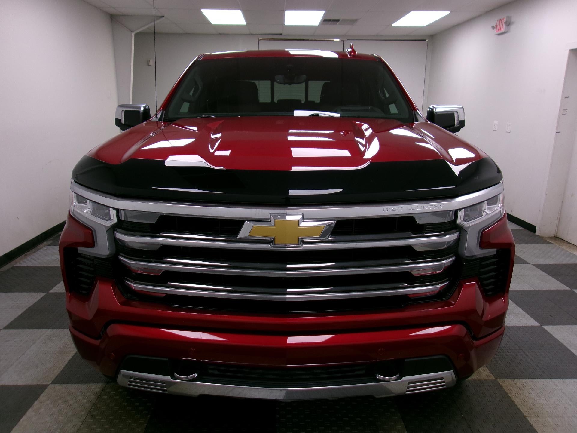 2025 Chevrolet Silverado 1500 Crew Cab Short Box 4-Wheel Drive High Country