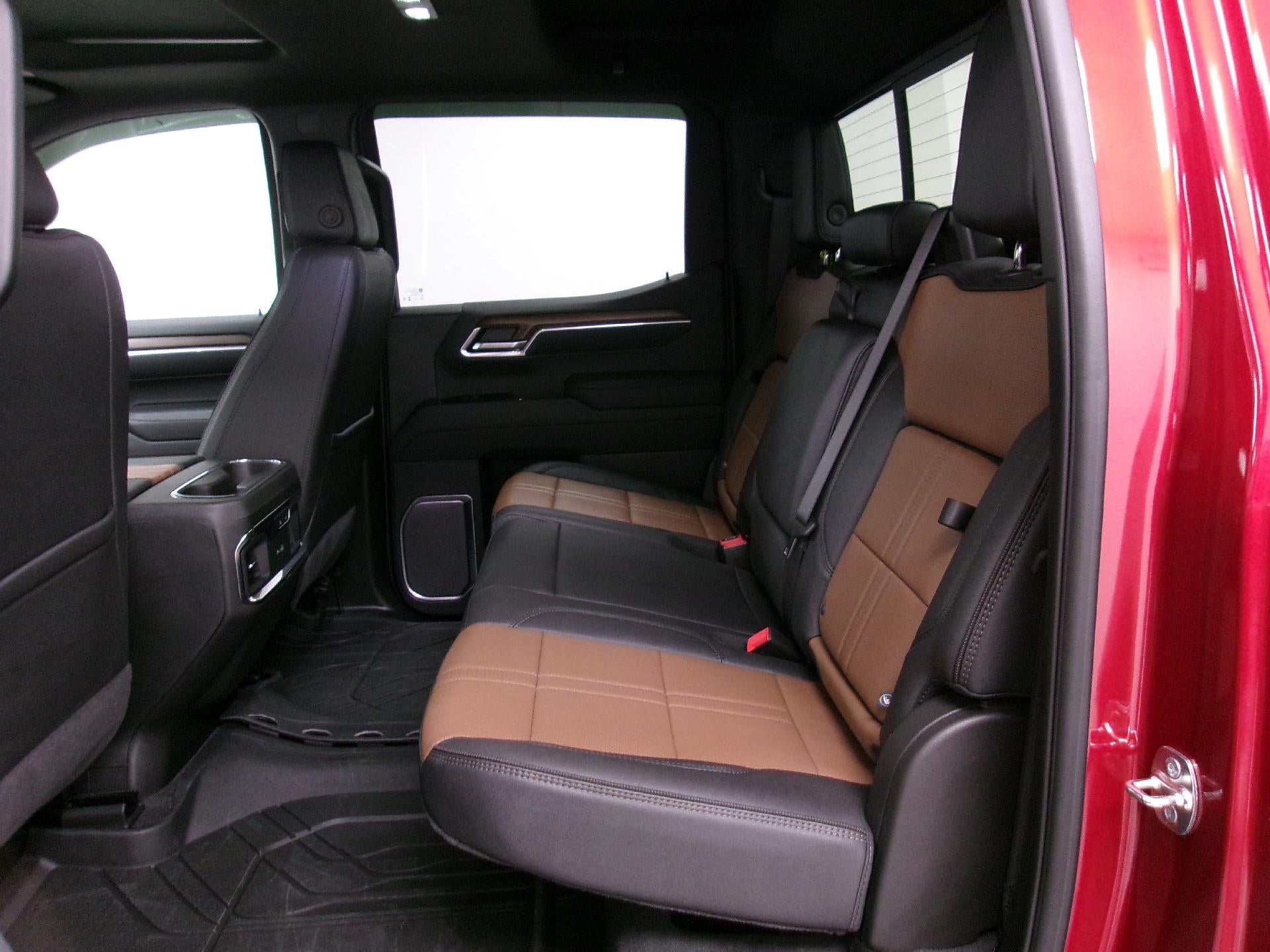 2025 Chevrolet Silverado 1500 Crew Cab Short Box 4-Wheel Drive High Country