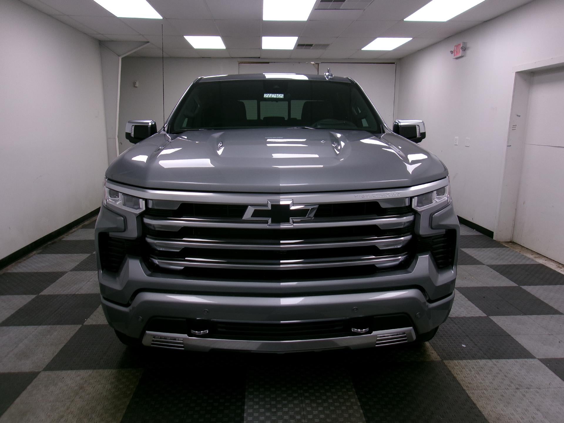 2026 Chevrolet Silverado 1500 Crew Cab Short Box 4-Wheel Drive High Country