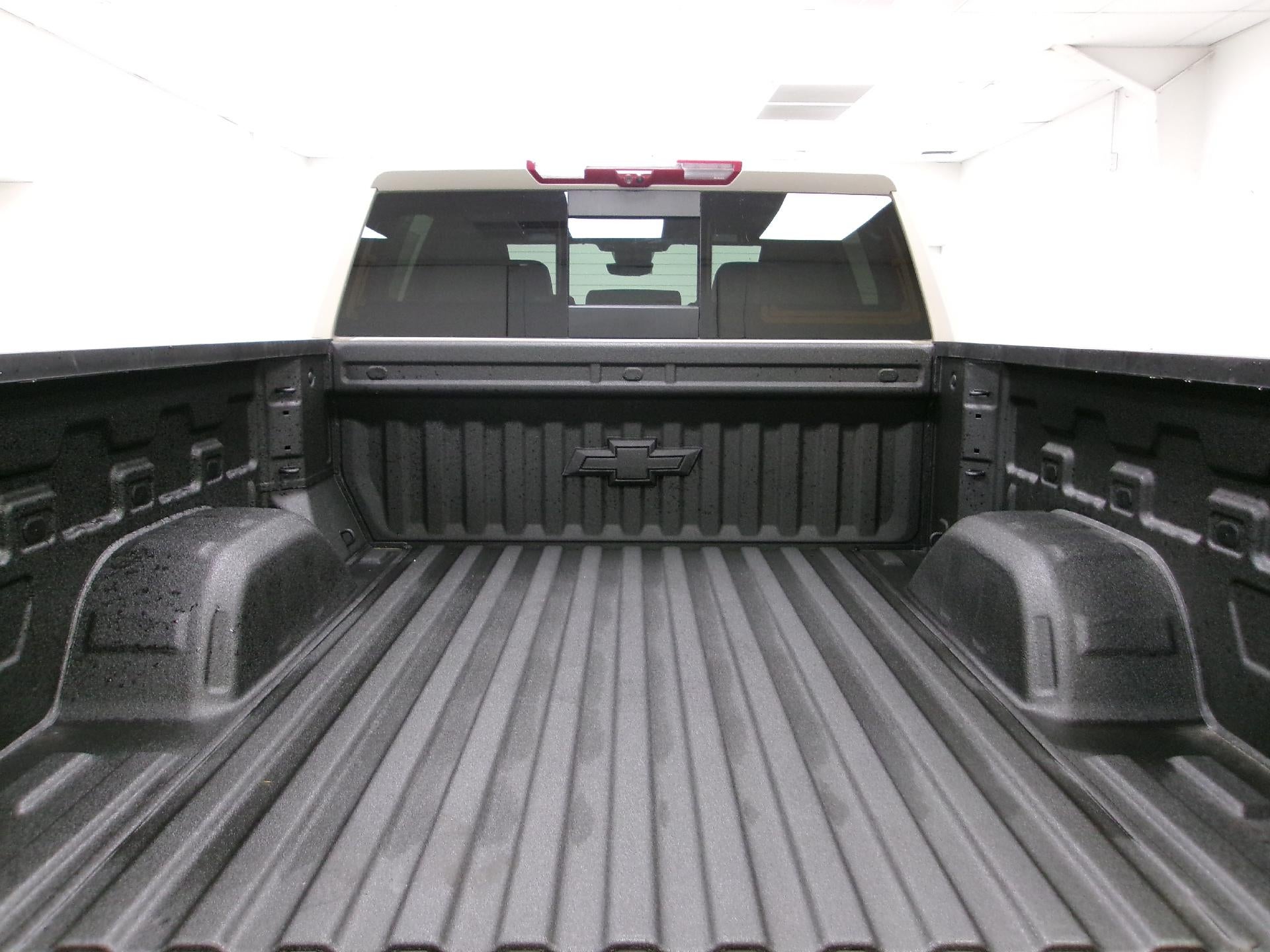 2026 Chevrolet Silverado 1500 Crew Cab Short Box 4-Wheel Drive High Country
