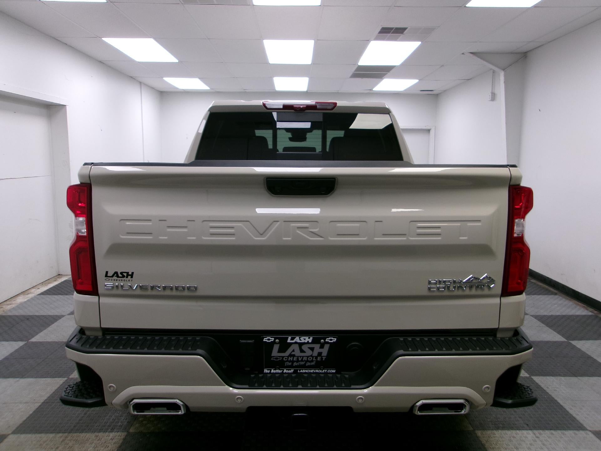2026 Chevrolet Silverado 1500 Crew Cab Short Box 4-Wheel Drive High Country